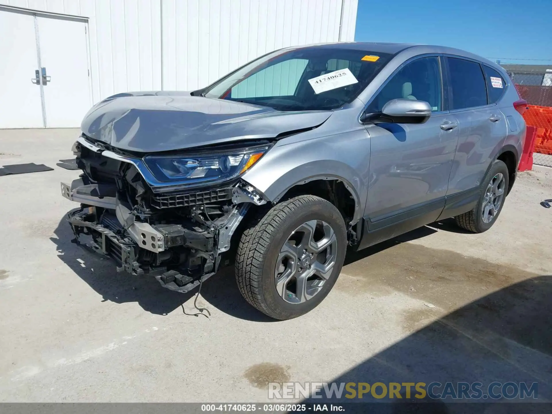 2 Photograph of a damaged car 5J6RW2H83KL022677 HONDA CR-V 2019