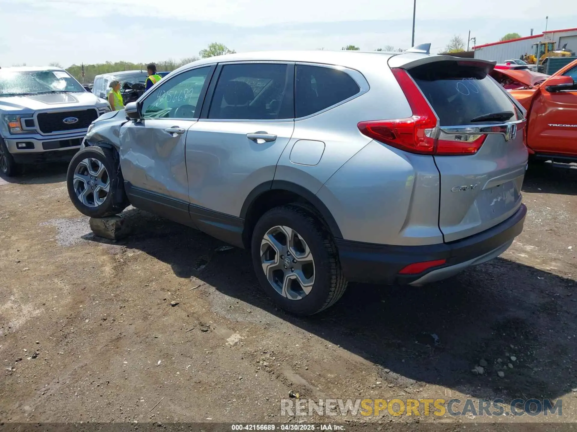 3 Photograph of a damaged car 5J6RW2H86KL037464 HONDA CR-V 2019