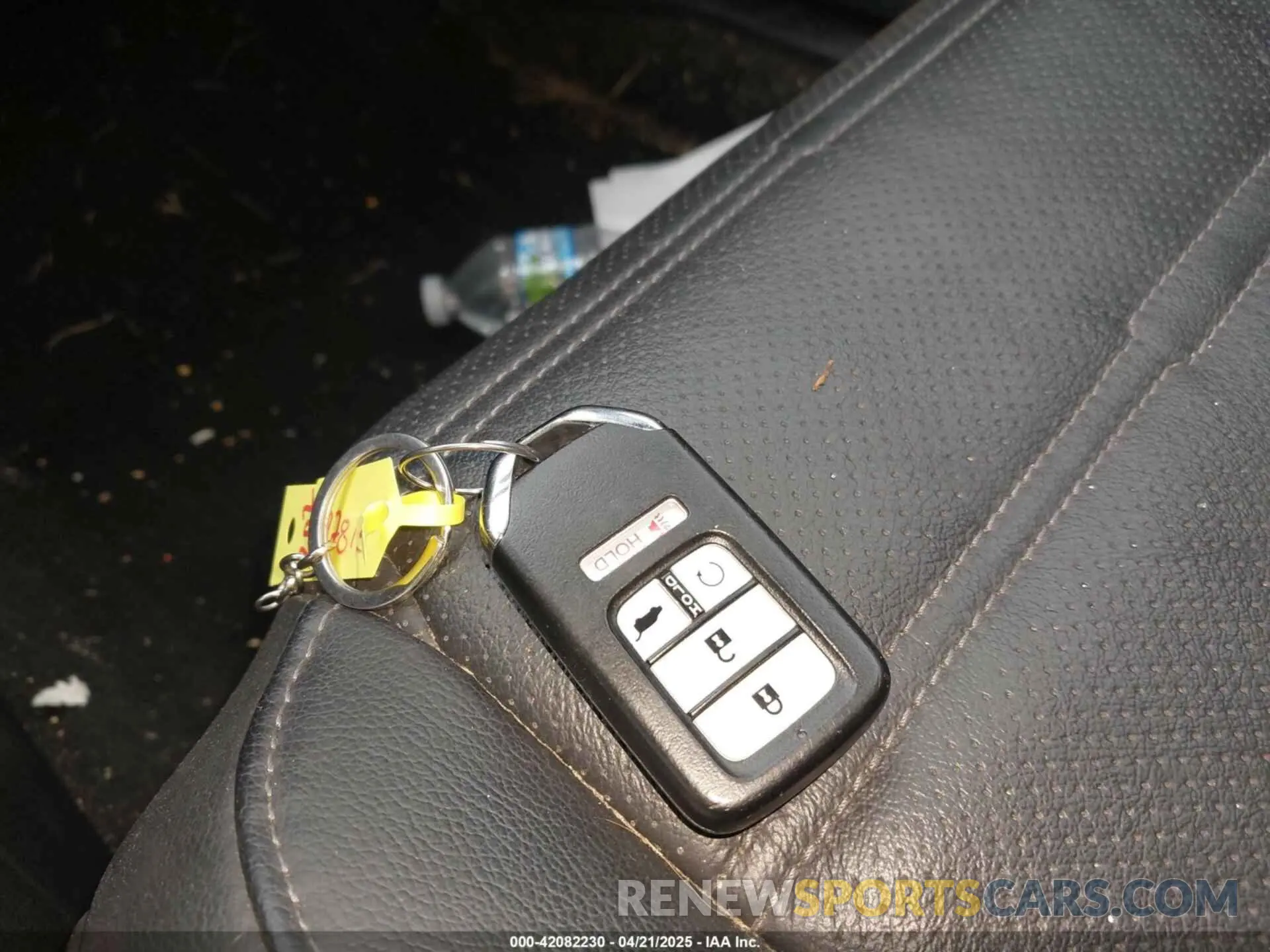 11 Photograph of a damaged car 5J6RW2H87KL018230 HONDA CR-V 2019