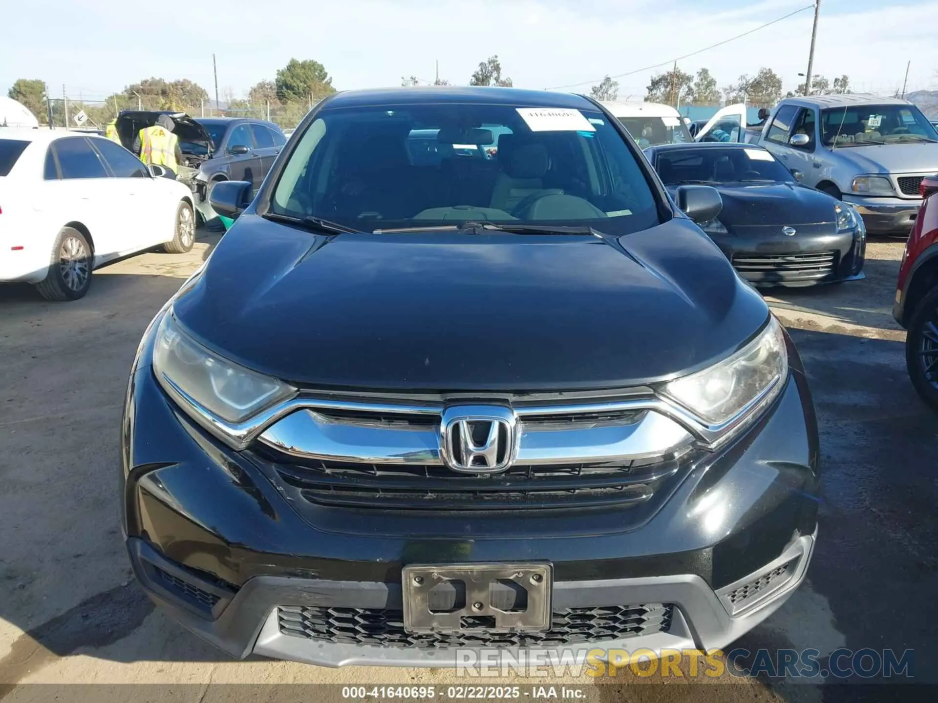 12 Photograph of a damaged car 5J6RW5H32KL003303 HONDA CR-V 2019