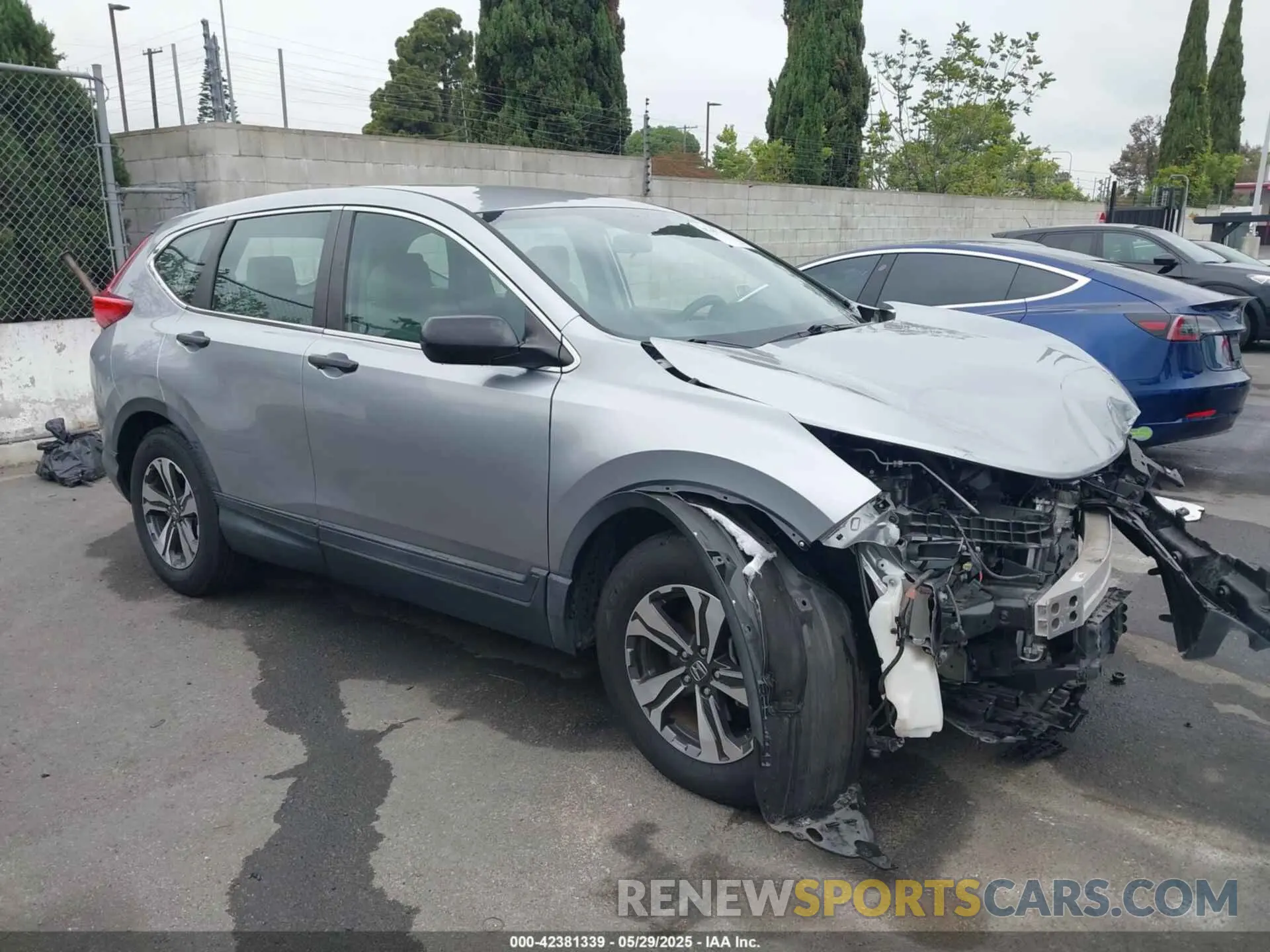 1 Photograph of a damaged car 5J6RW5H36KL002591 HONDA CR-V 2019
