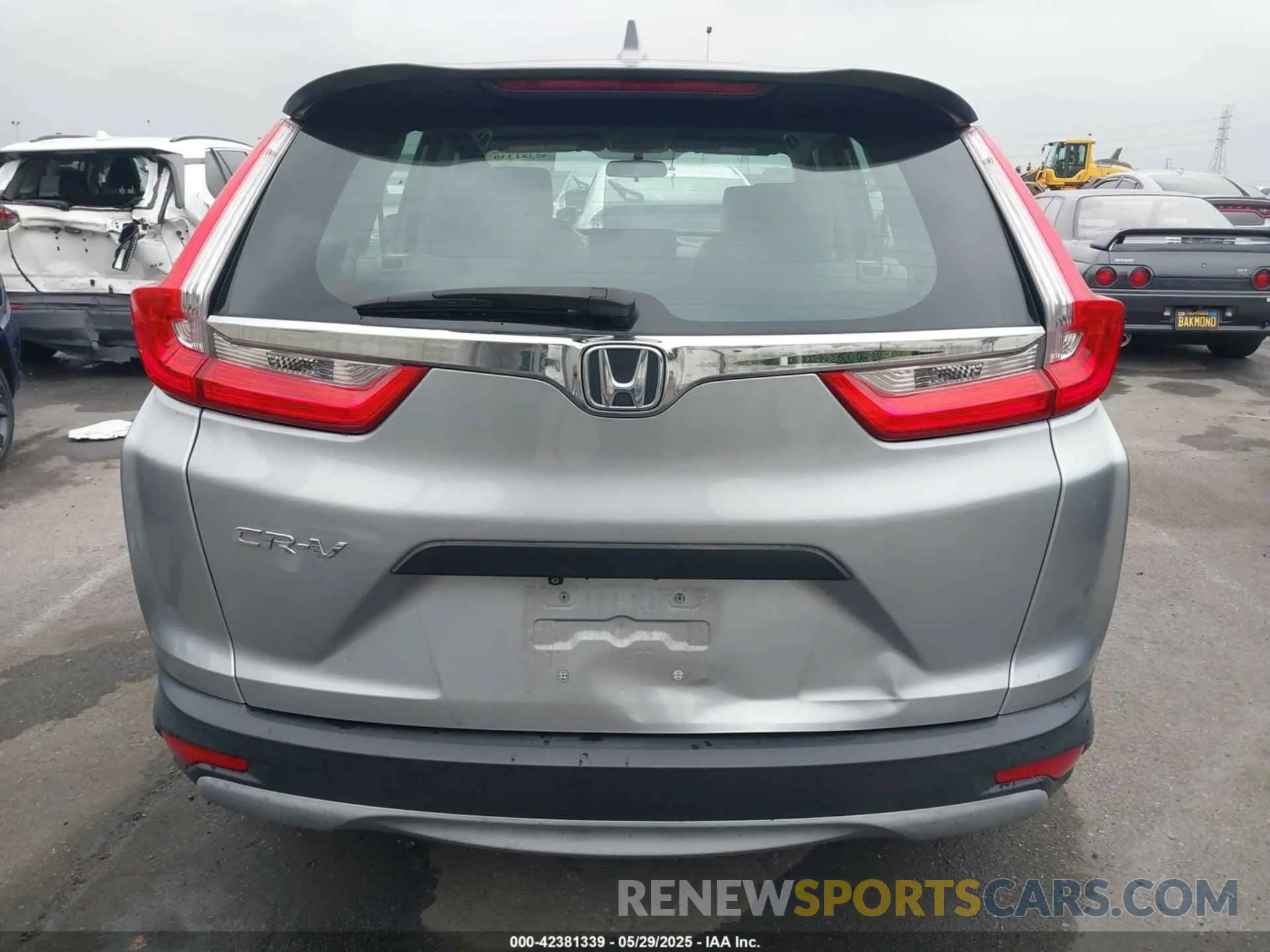 16 Photograph of a damaged car 5J6RW5H36KL002591 HONDA CR-V 2019