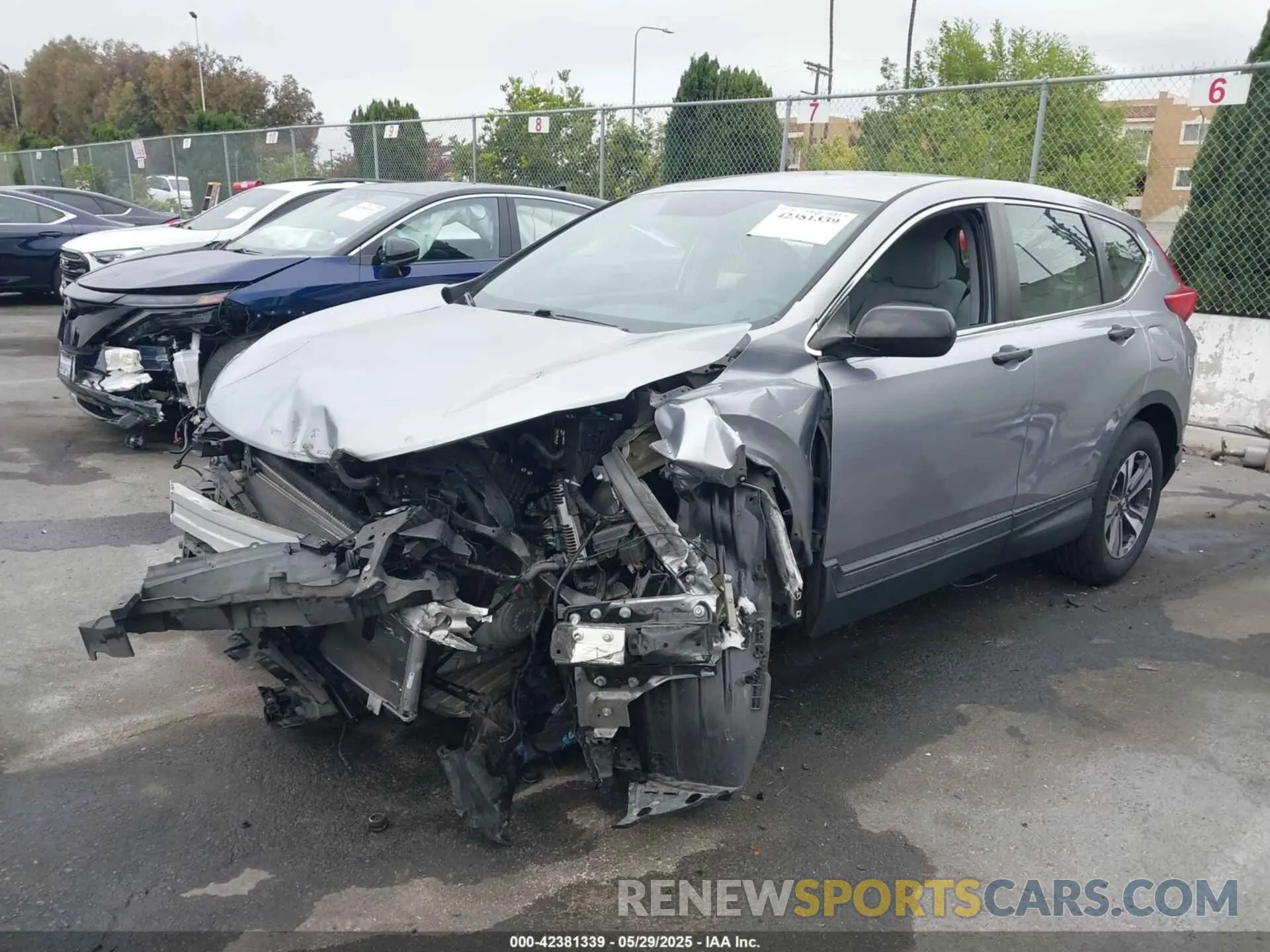 2 Photograph of a damaged car 5J6RW5H36KL002591 HONDA CR-V 2019