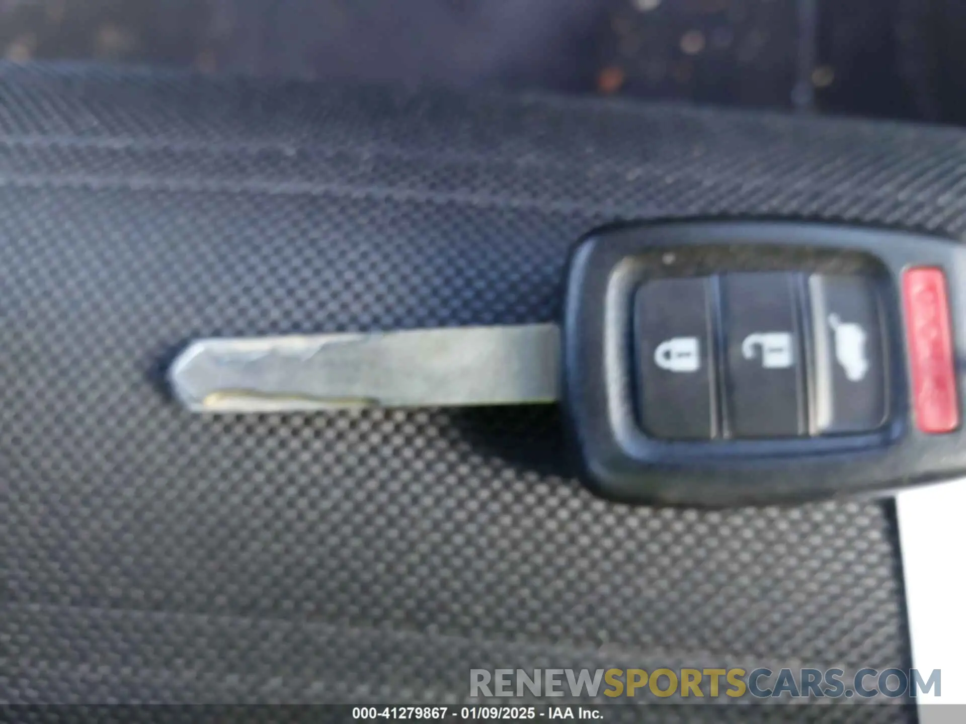11 Photograph of a damaged car 5J6RW5H38KL002866 HONDA CR-V 2019