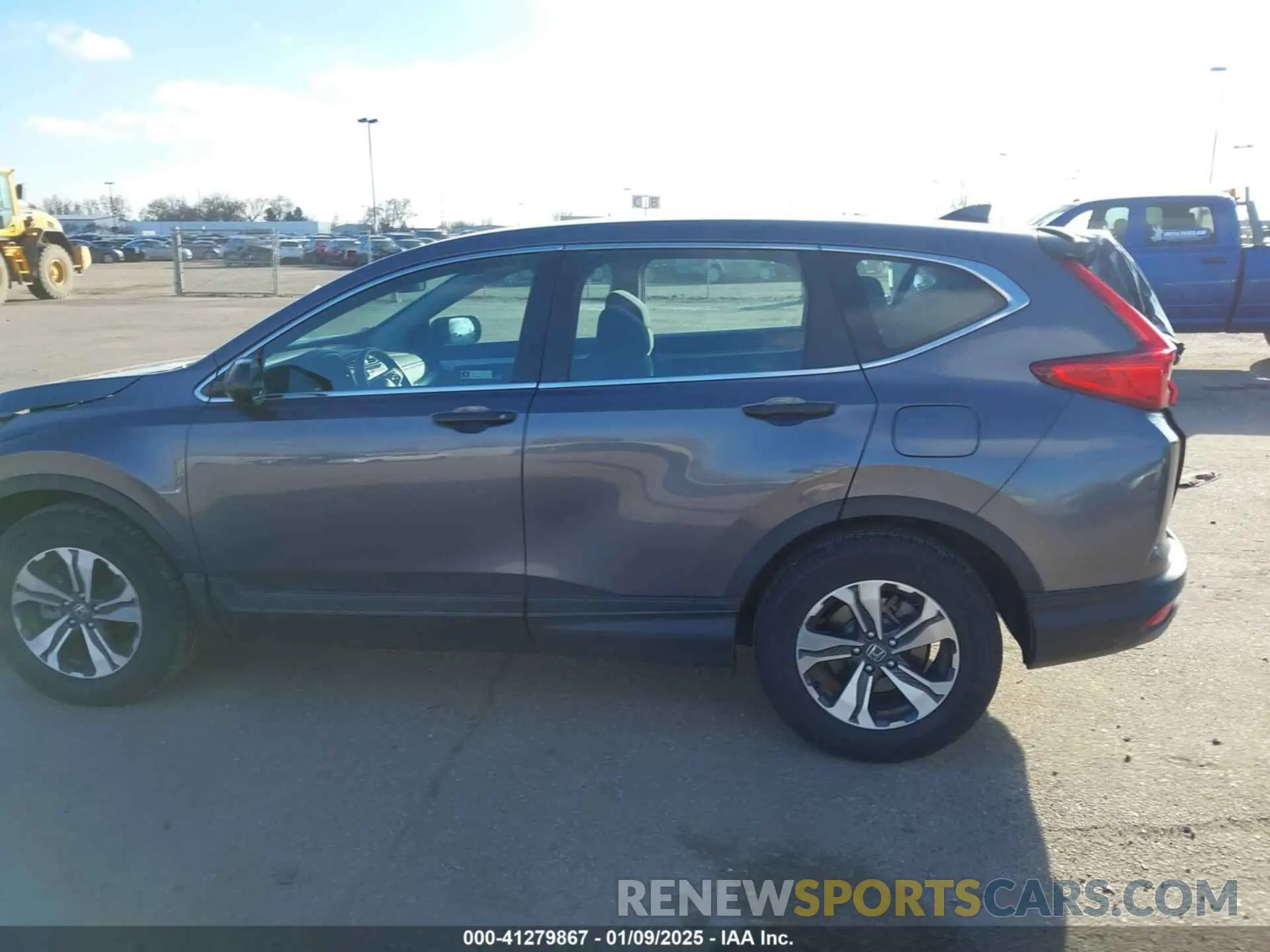 14 Photograph of a damaged car 5J6RW5H38KL002866 HONDA CR-V 2019