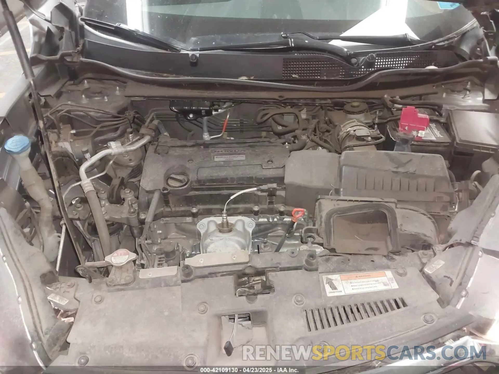 10 Photograph of a damaged car 5J6RW5H38KL005105 HONDA CR-V 2019
