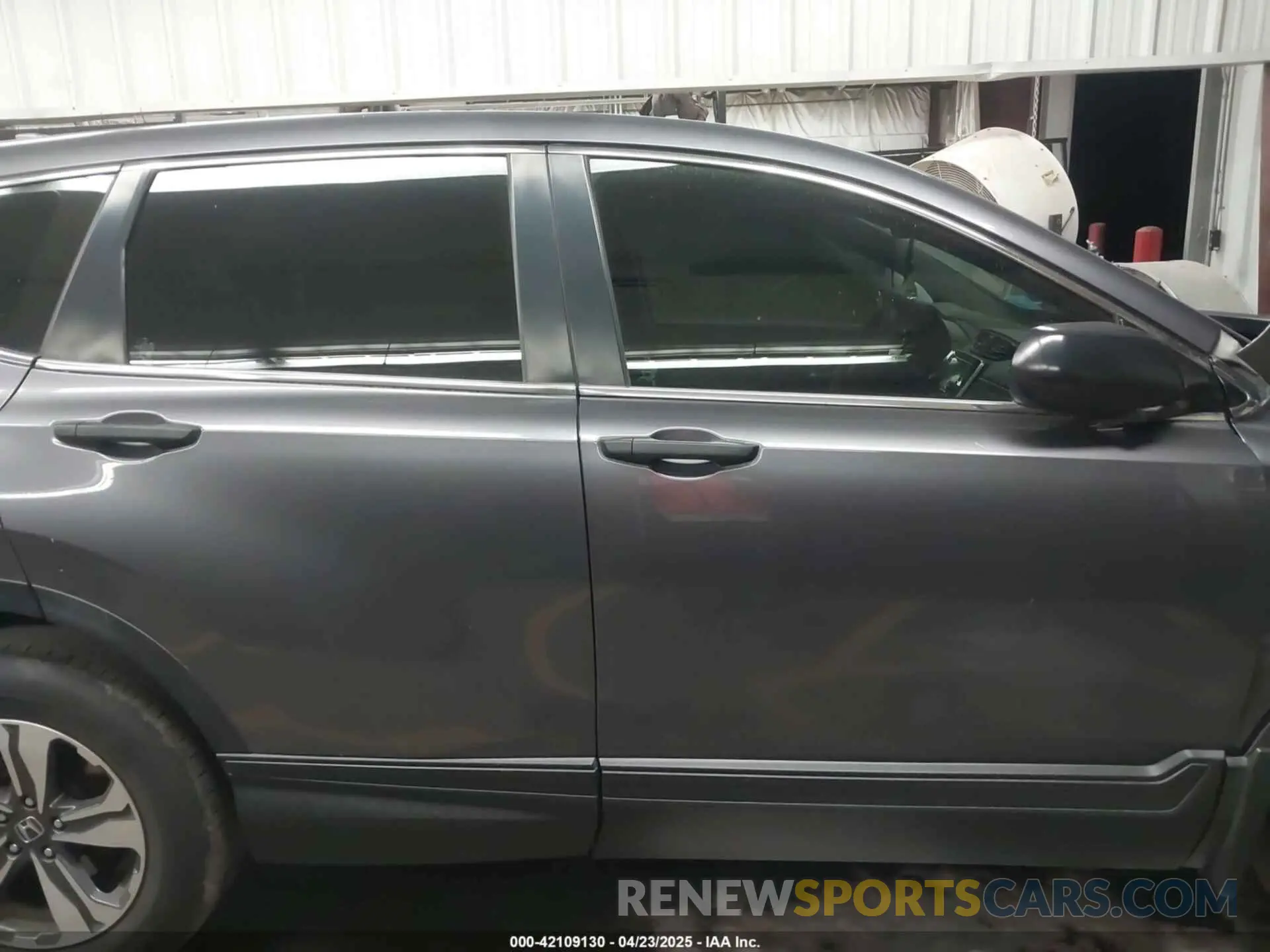 13 Photograph of a damaged car 5J6RW5H38KL005105 HONDA CR-V 2019