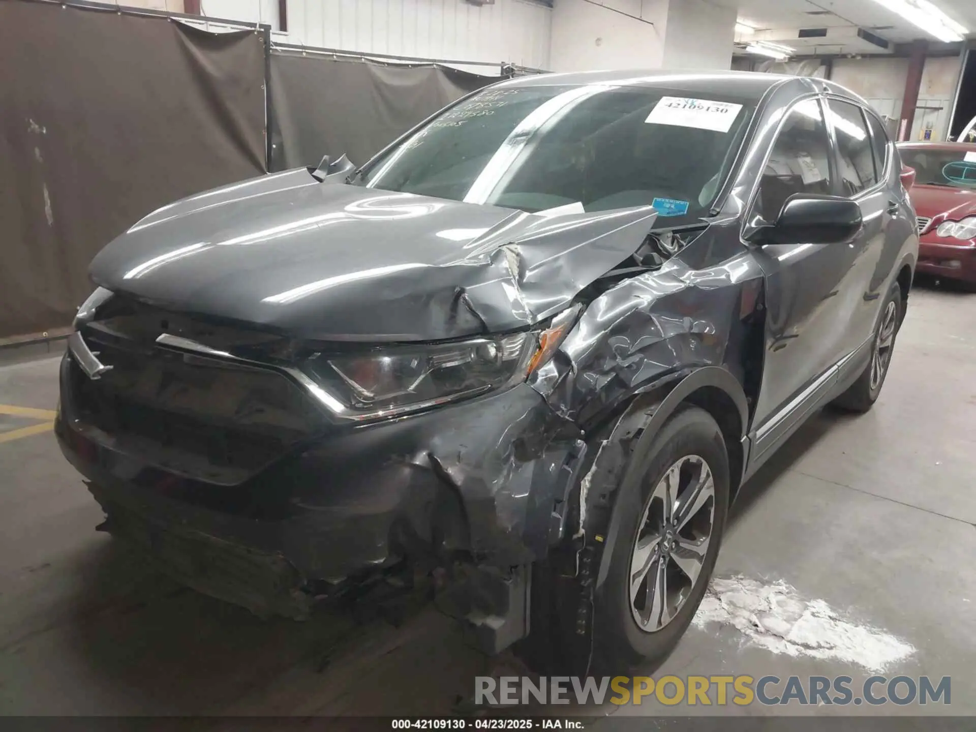 2 Photograph of a damaged car 5J6RW5H38KL005105 HONDA CR-V 2019