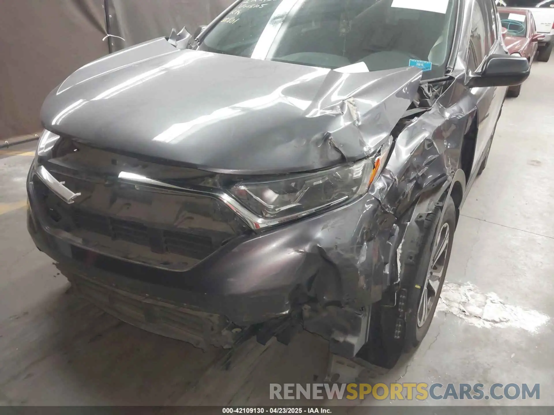 6 Photograph of a damaged car 5J6RW5H38KL005105 HONDA CR-V 2019