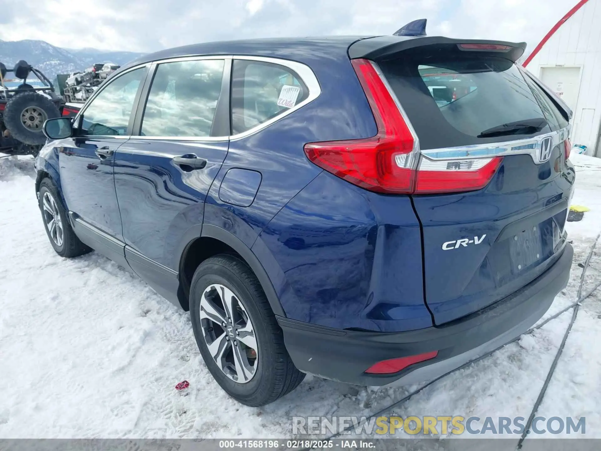 3 Photograph of a damaged car 5J6RW6H35KL000434 HONDA CR-V 2019
