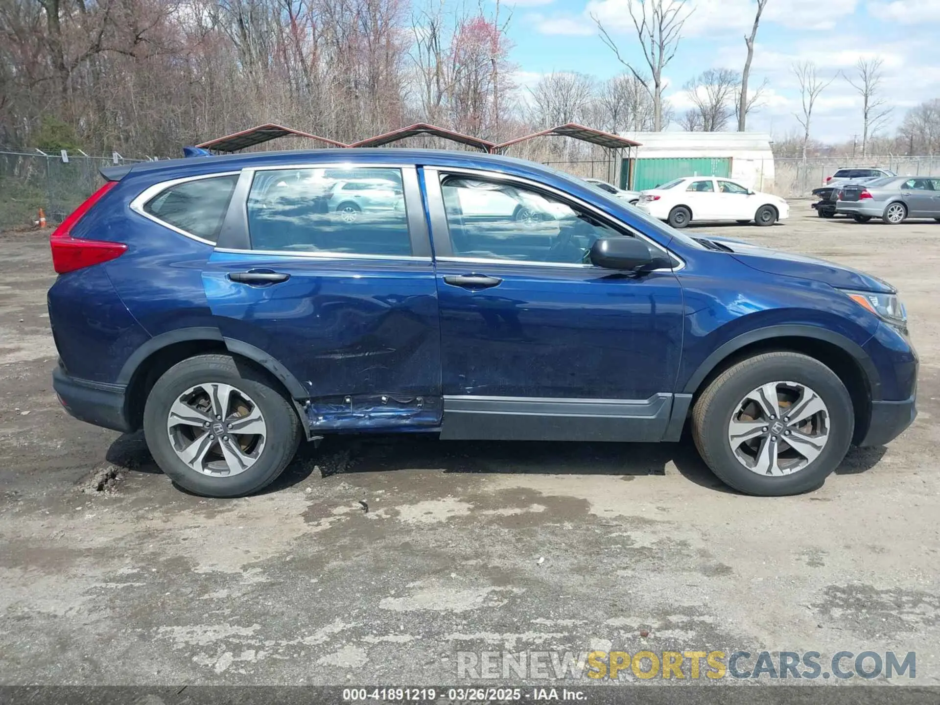 13 Photograph of a damaged car 5J6RW6H35KL005360 HONDA CR-V 2019