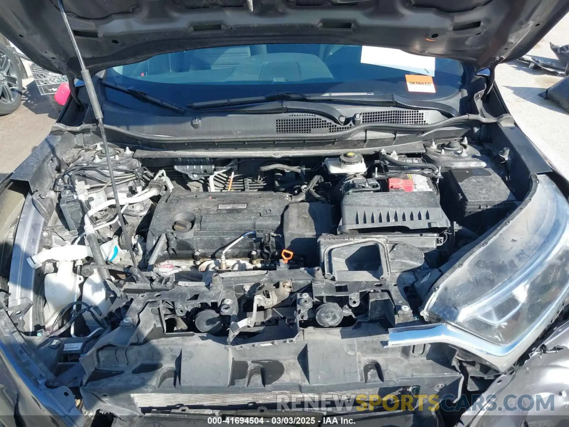 10 Photograph of a damaged car 5J6RW6H39KL006446 HONDA CR-V 2019