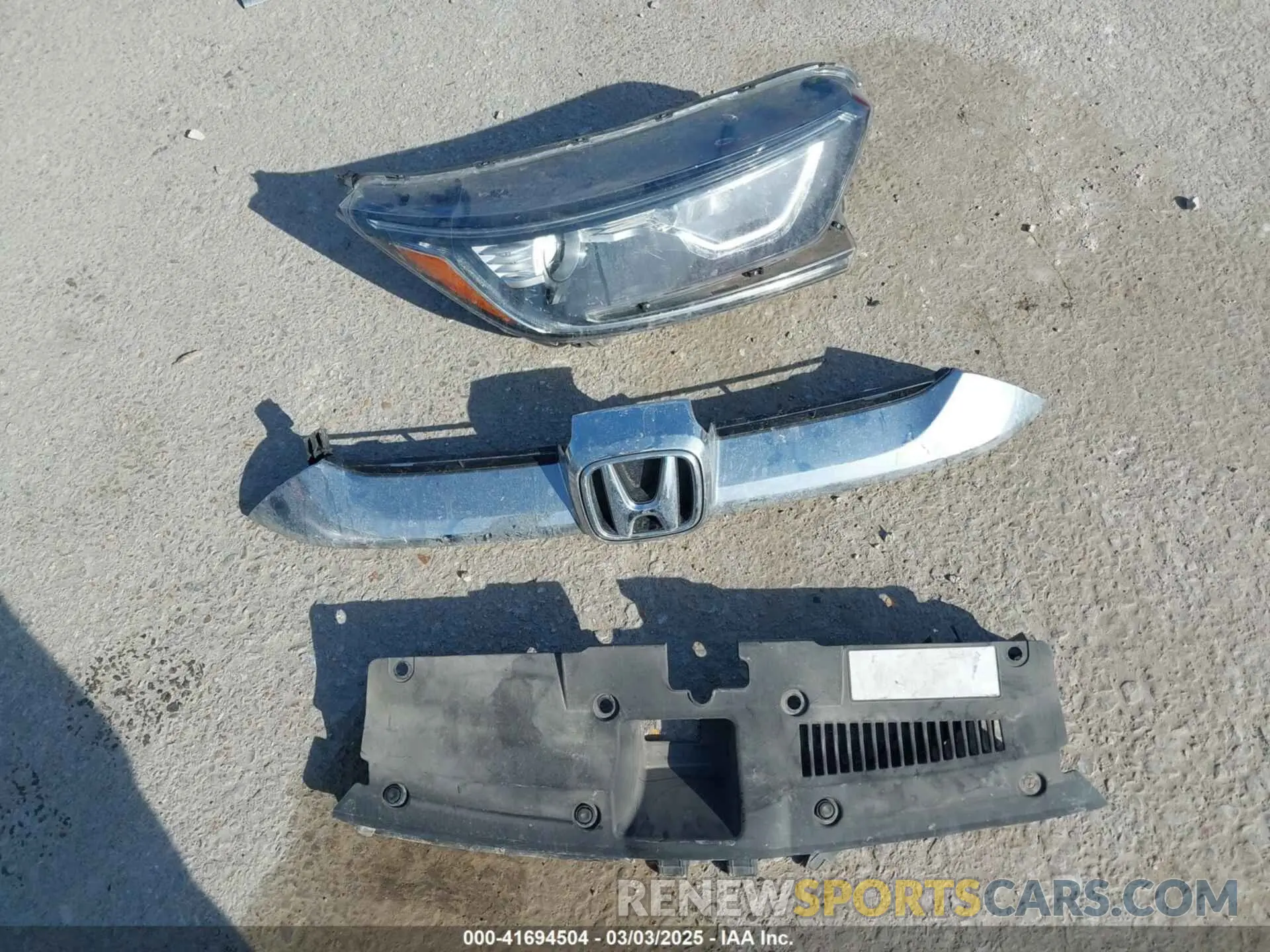 12 Photograph of a damaged car 5J6RW6H39KL006446 HONDA CR-V 2019