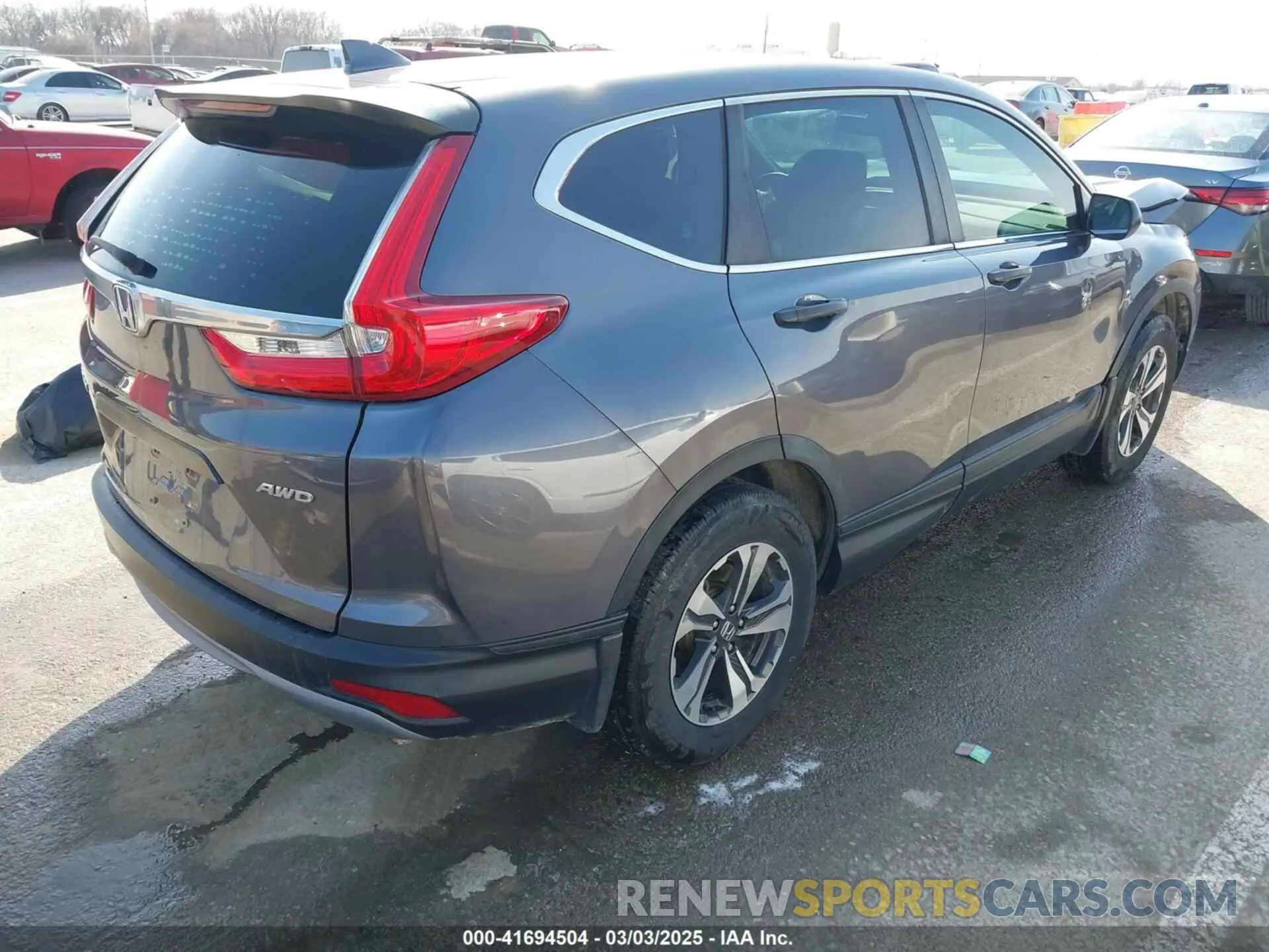4 Photograph of a damaged car 5J6RW6H39KL006446 HONDA CR-V 2019