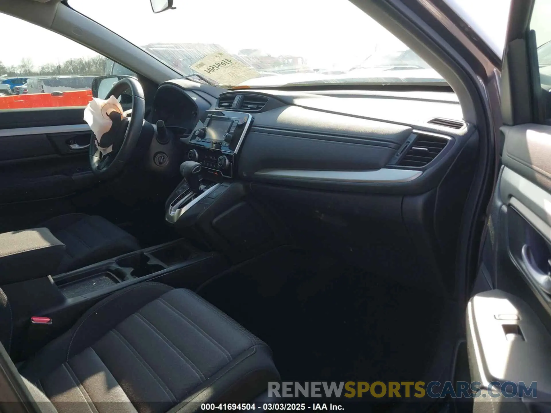 5 Photograph of a damaged car 5J6RW6H39KL006446 HONDA CR-V 2019