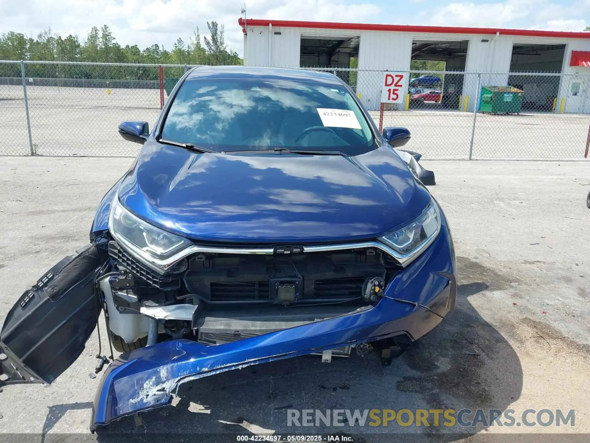 12 Photograph of a damaged car 7FARW1H51KE008046 HONDA CR-V 2019