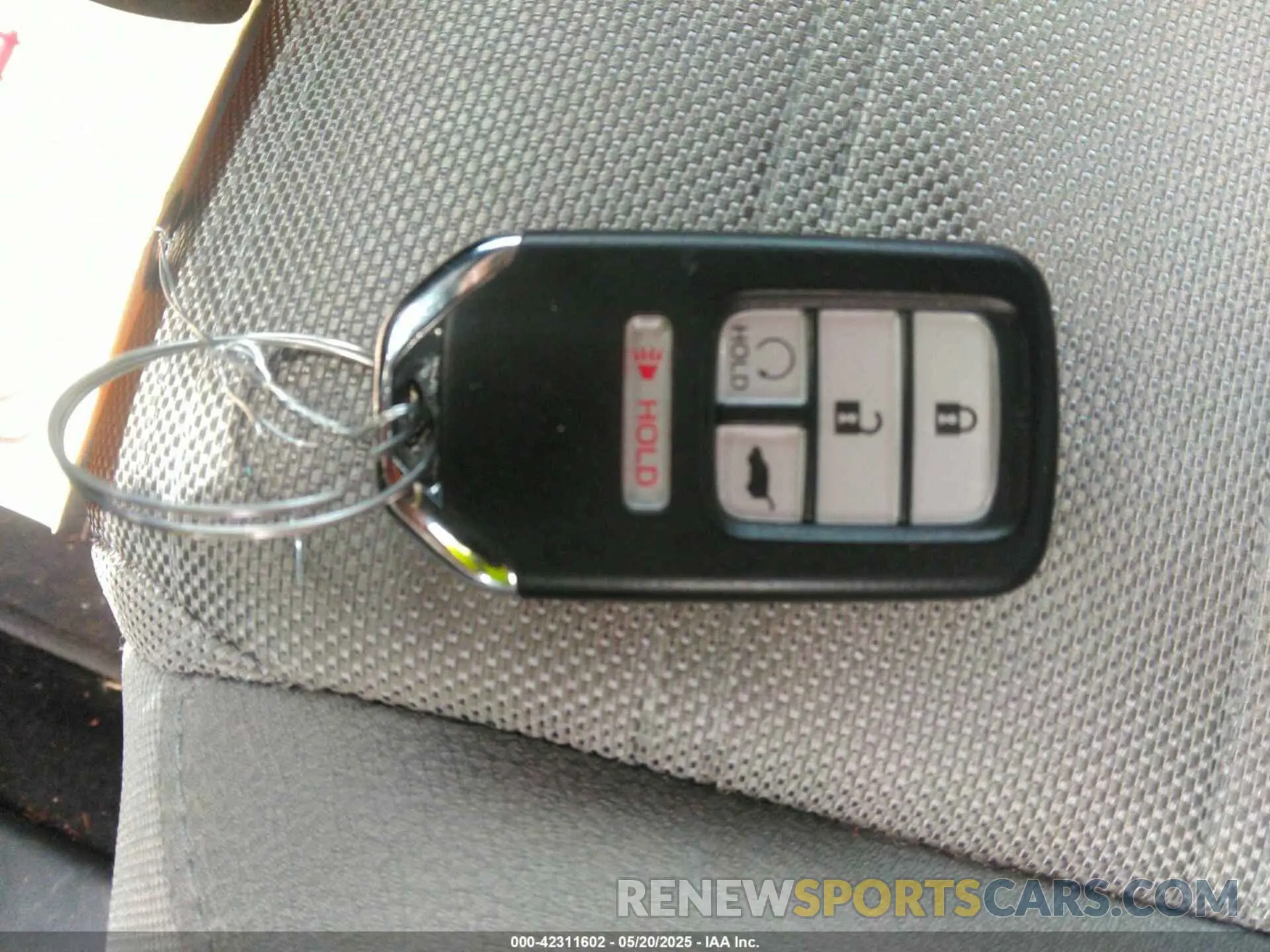 11 Photograph of a damaged car 7FARW1H51KE022321 HONDA CR-V 2019
