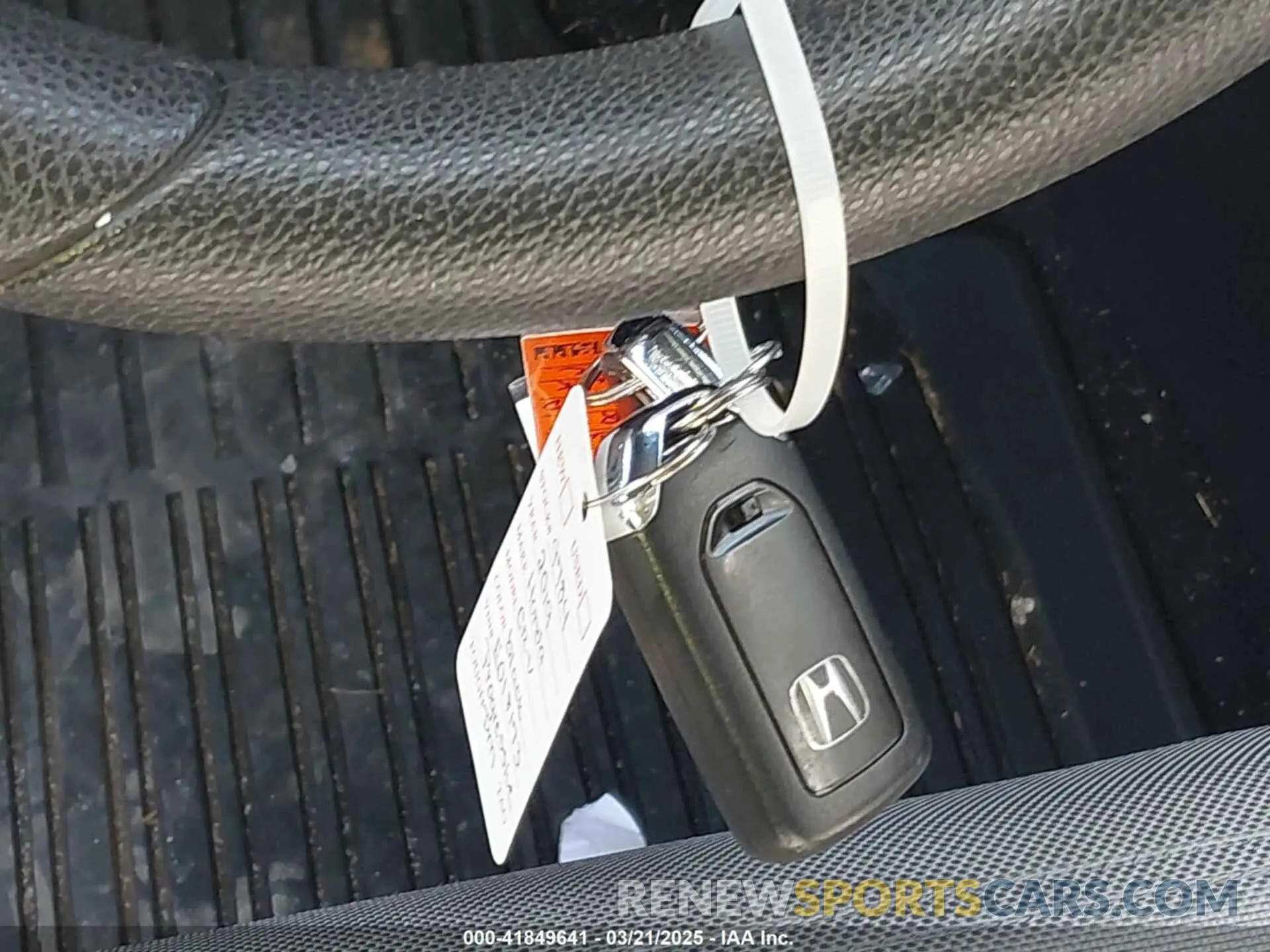 11 Photograph of a damaged car 7FARW1H53KE018173 HONDA CR-V 2019