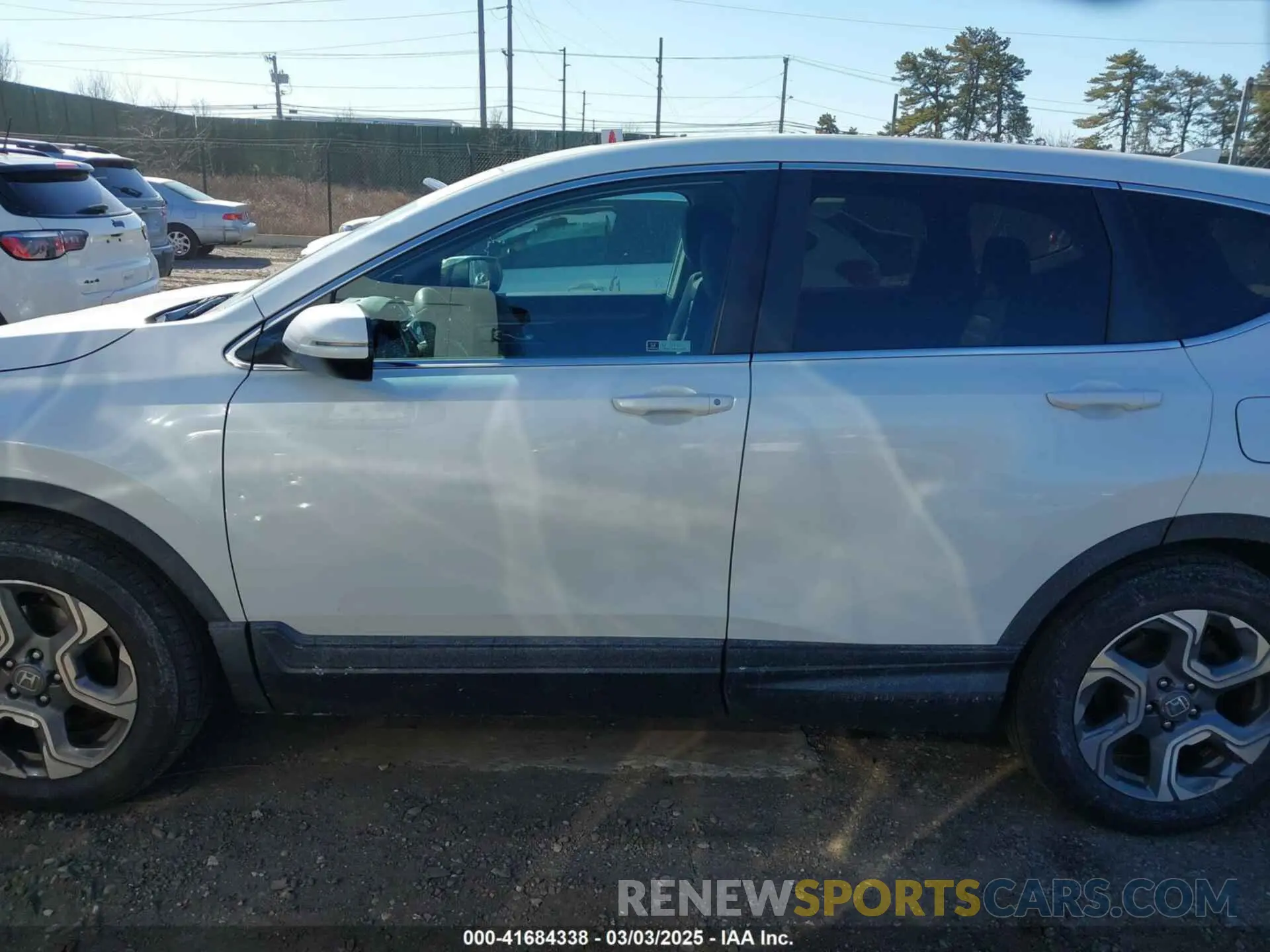 14 Photograph of a damaged car 7FARW1H54KE019493 HONDA CR-V 2019