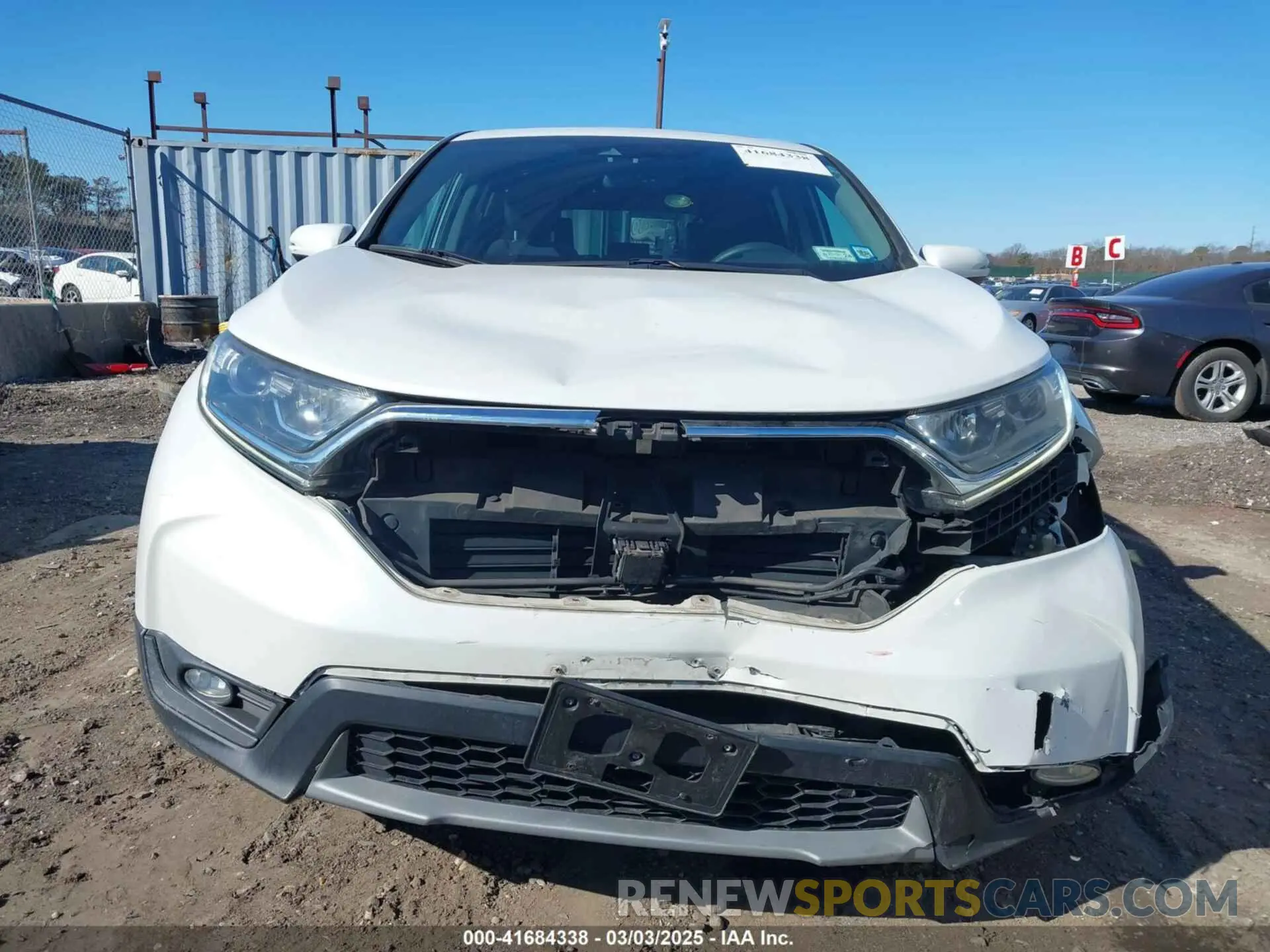 6 Photograph of a damaged car 7FARW1H54KE019493 HONDA CR-V 2019