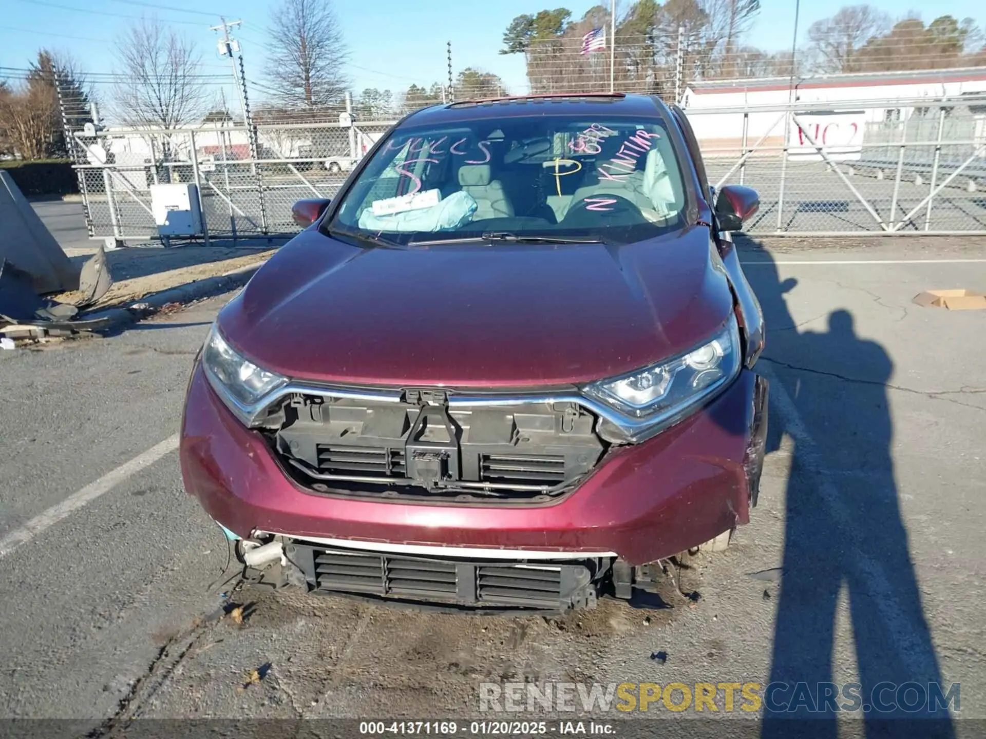 12 Photograph of a damaged car 7FARW1H55KE018479 HONDA CR-V 2019