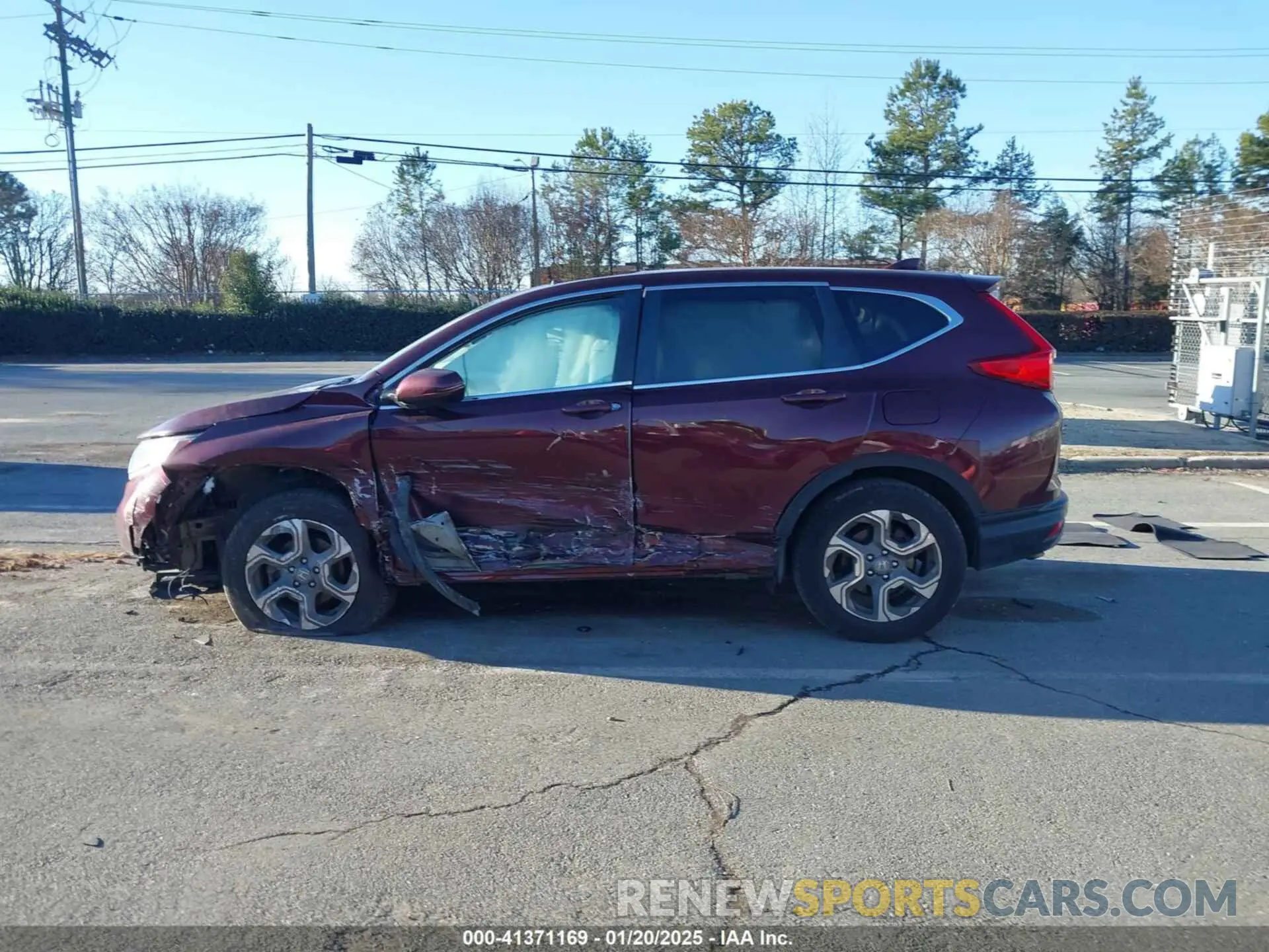 14 Photograph of a damaged car 7FARW1H55KE018479 HONDA CR-V 2019