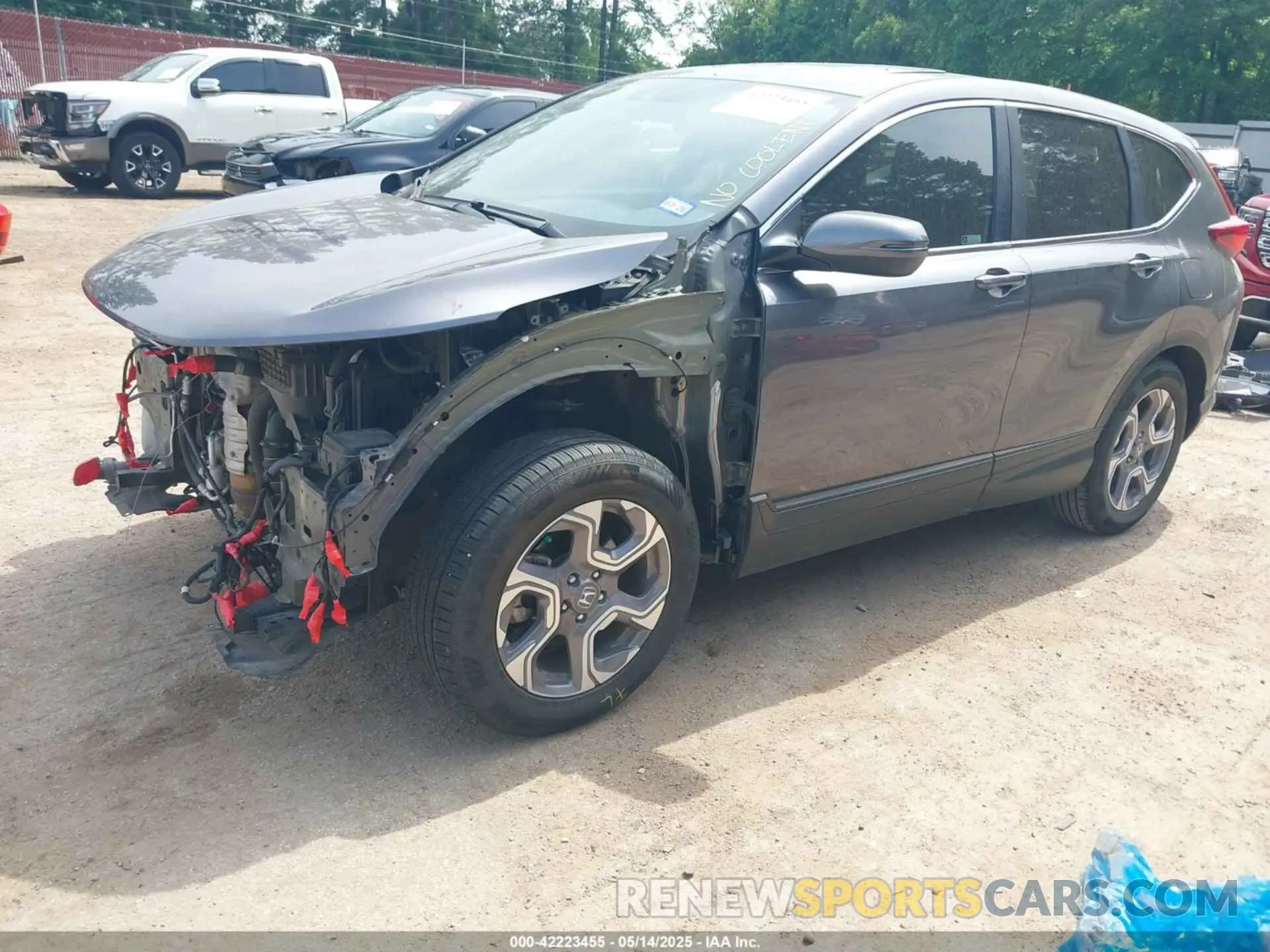 2 Photograph of a damaged car 7FARW1H55KE032690 HONDA CR-V 2019