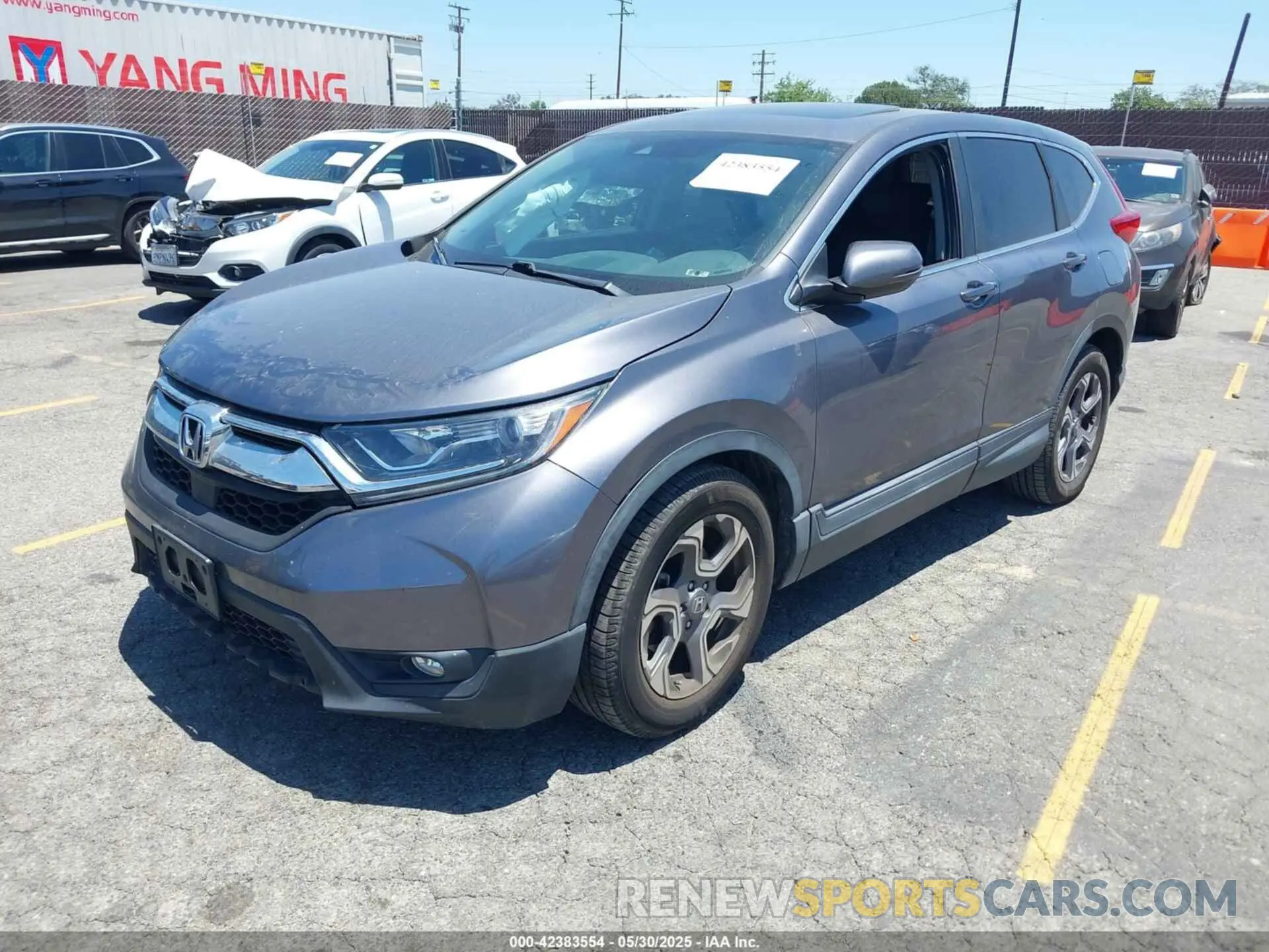 2 Photograph of a damaged car 7FARW1H56KE022590 HONDA CR-V 2019