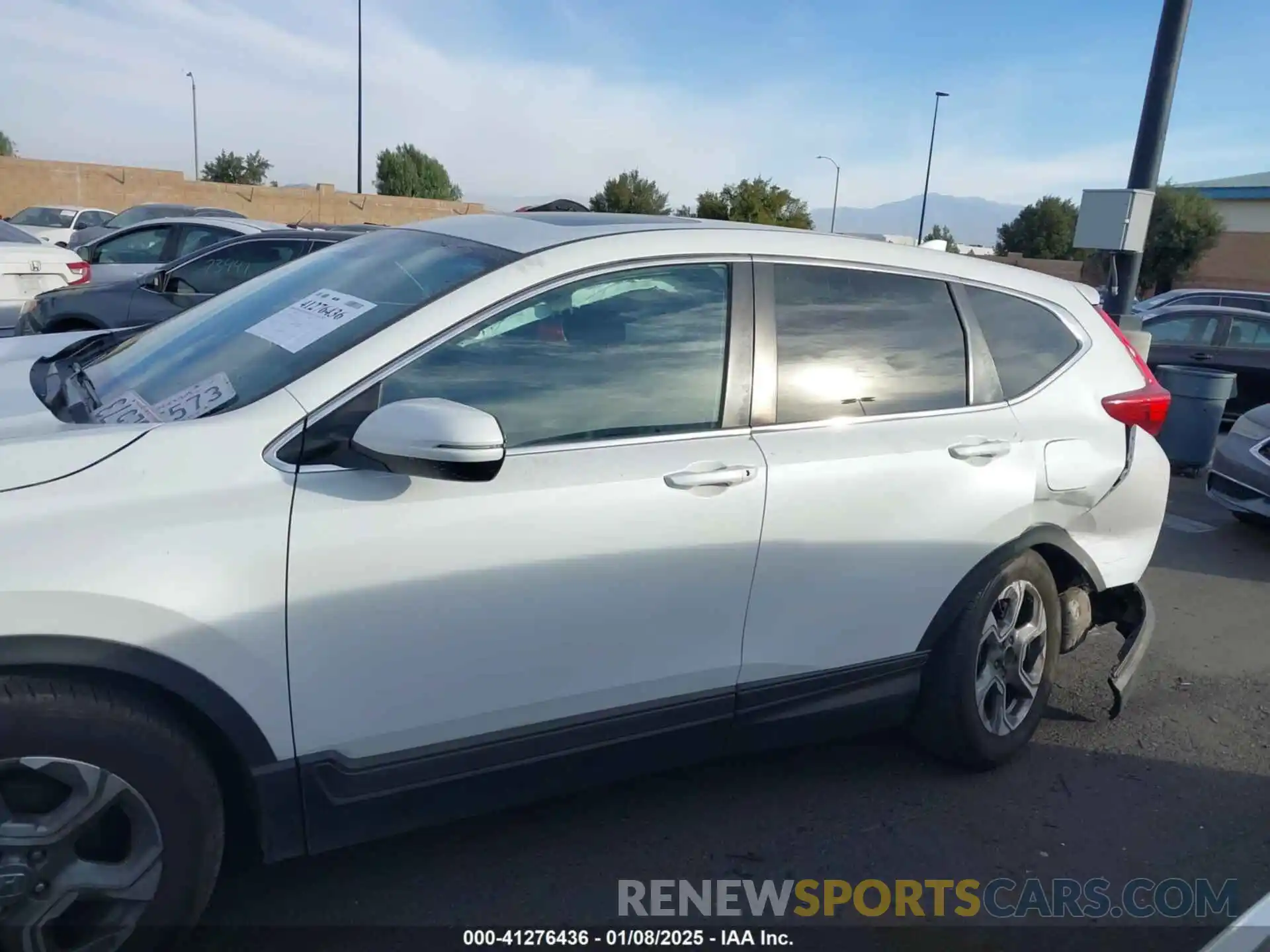 14 Photograph of a damaged car 7FARW1H58KE026219 HONDA CR-V 2019