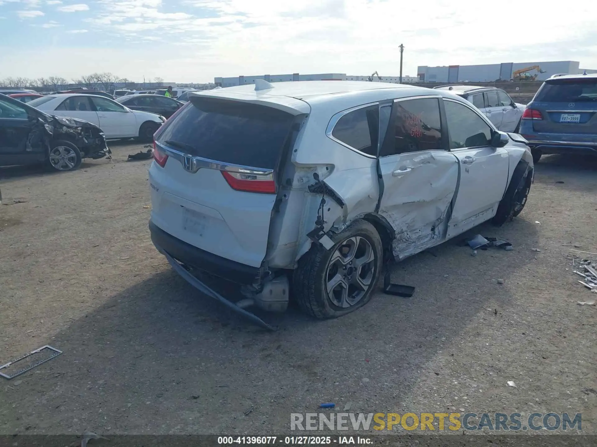 4 Photograph of a damaged car 7FARW1H81KE026203 HONDA CR-V 2019