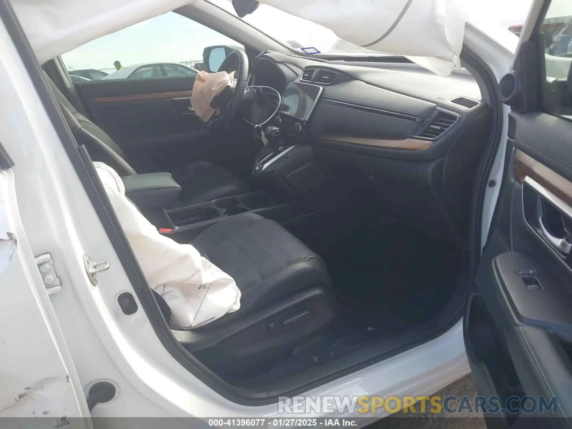 5 Photograph of a damaged car 7FARW1H81KE026203 HONDA CR-V 2019