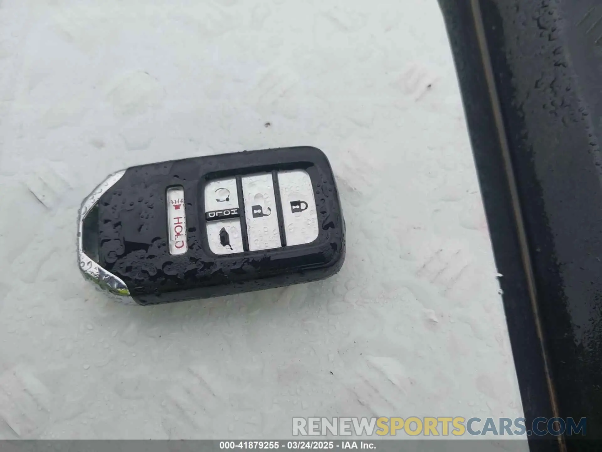 11 Photograph of a damaged car 7FARW1H81KE033300 HONDA CR-V 2019