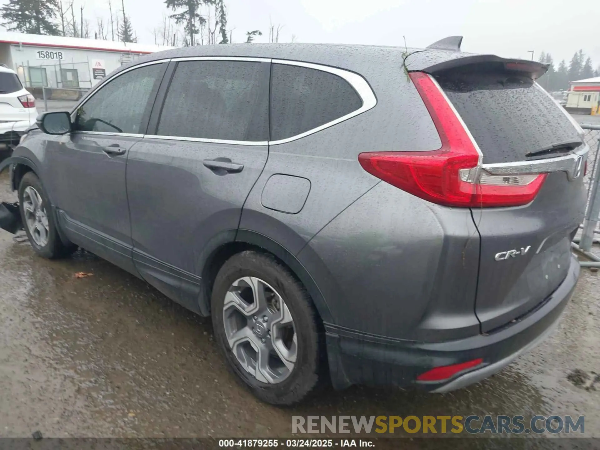 3 Photograph of a damaged car 7FARW1H81KE033300 HONDA CR-V 2019