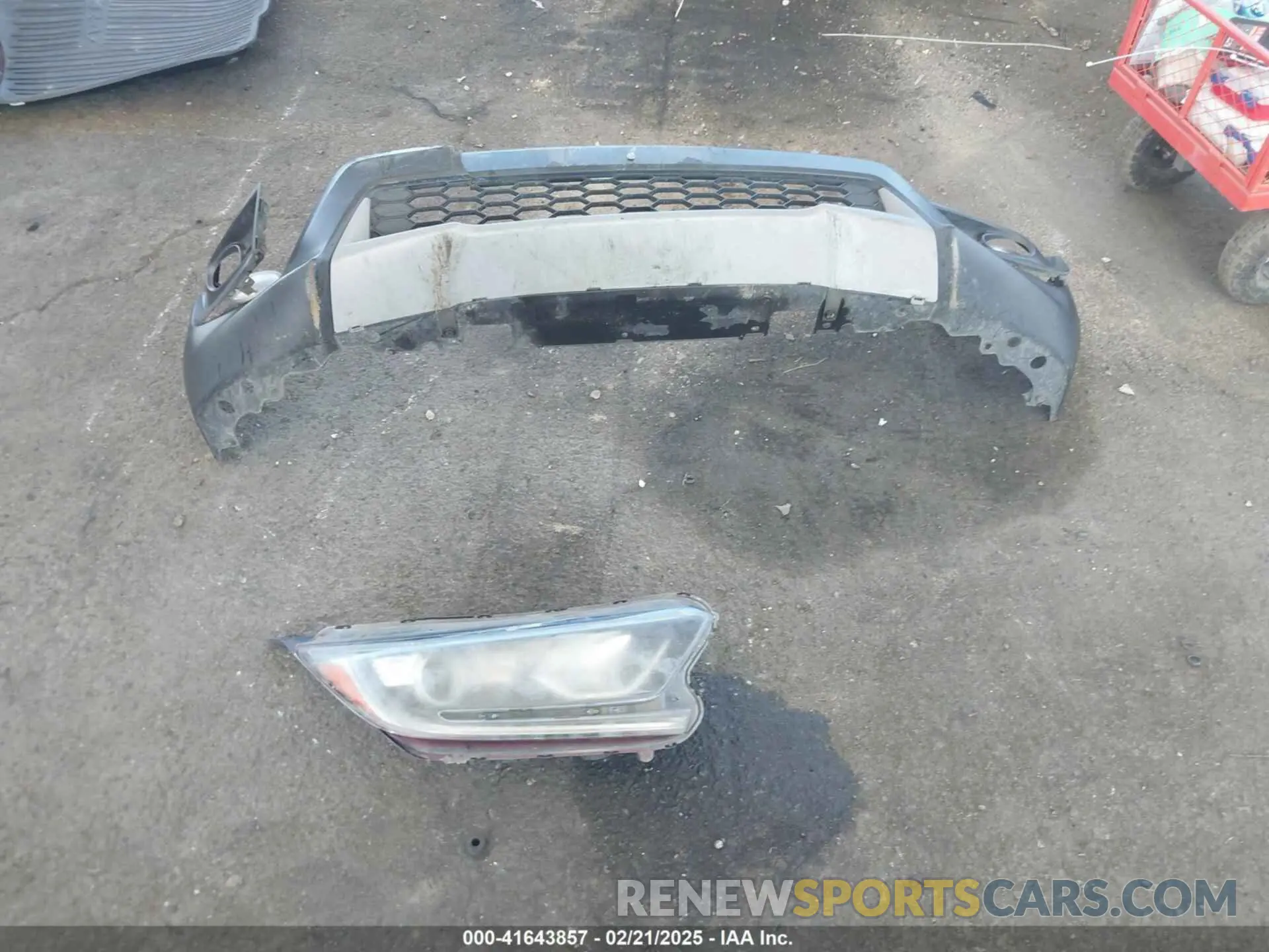 12 Photograph of a damaged car 7FARW1H82KE003125 HONDA CR-V 2019