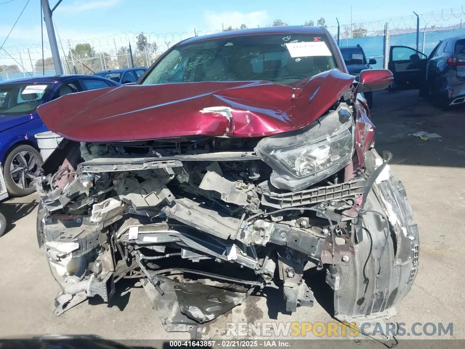 13 Photograph of a damaged car 7FARW1H82KE003125 HONDA CR-V 2019