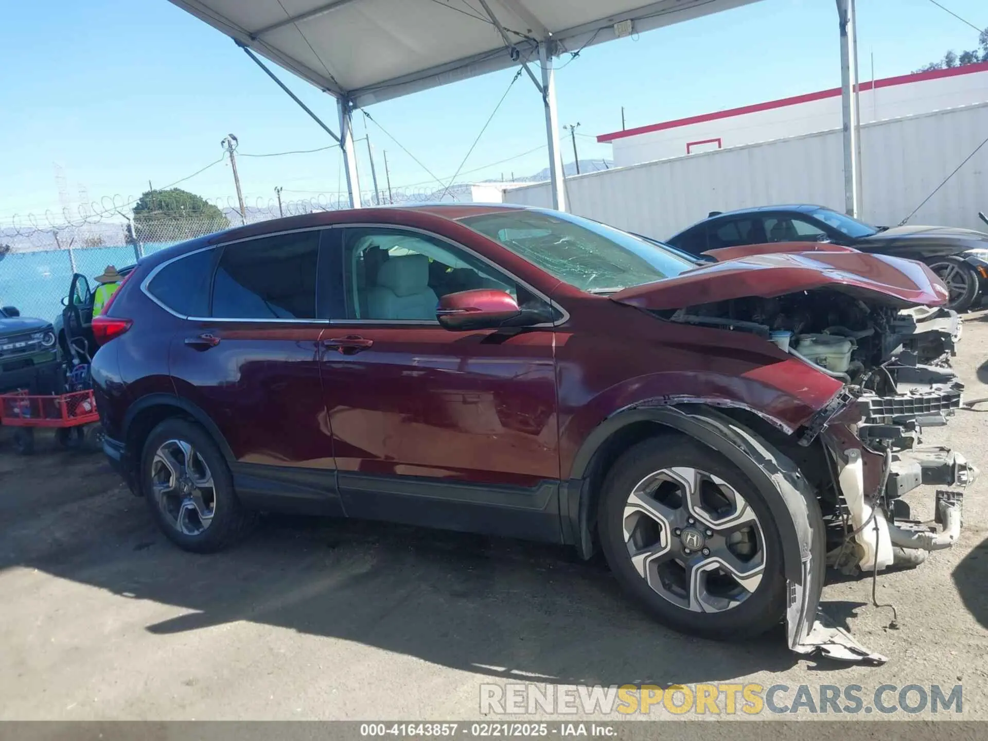 14 Photograph of a damaged car 7FARW1H82KE003125 HONDA CR-V 2019