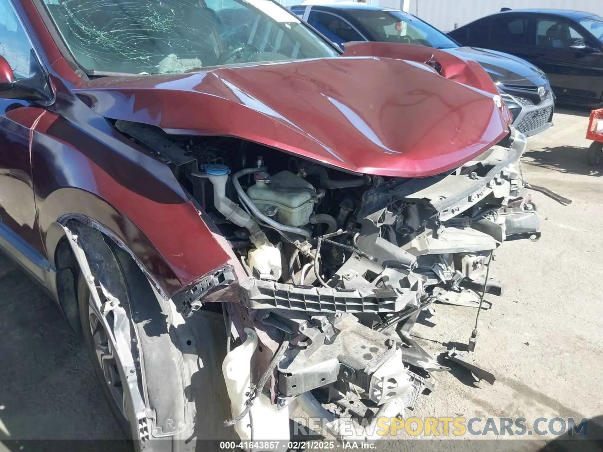 6 Photograph of a damaged car 7FARW1H82KE003125 HONDA CR-V 2019