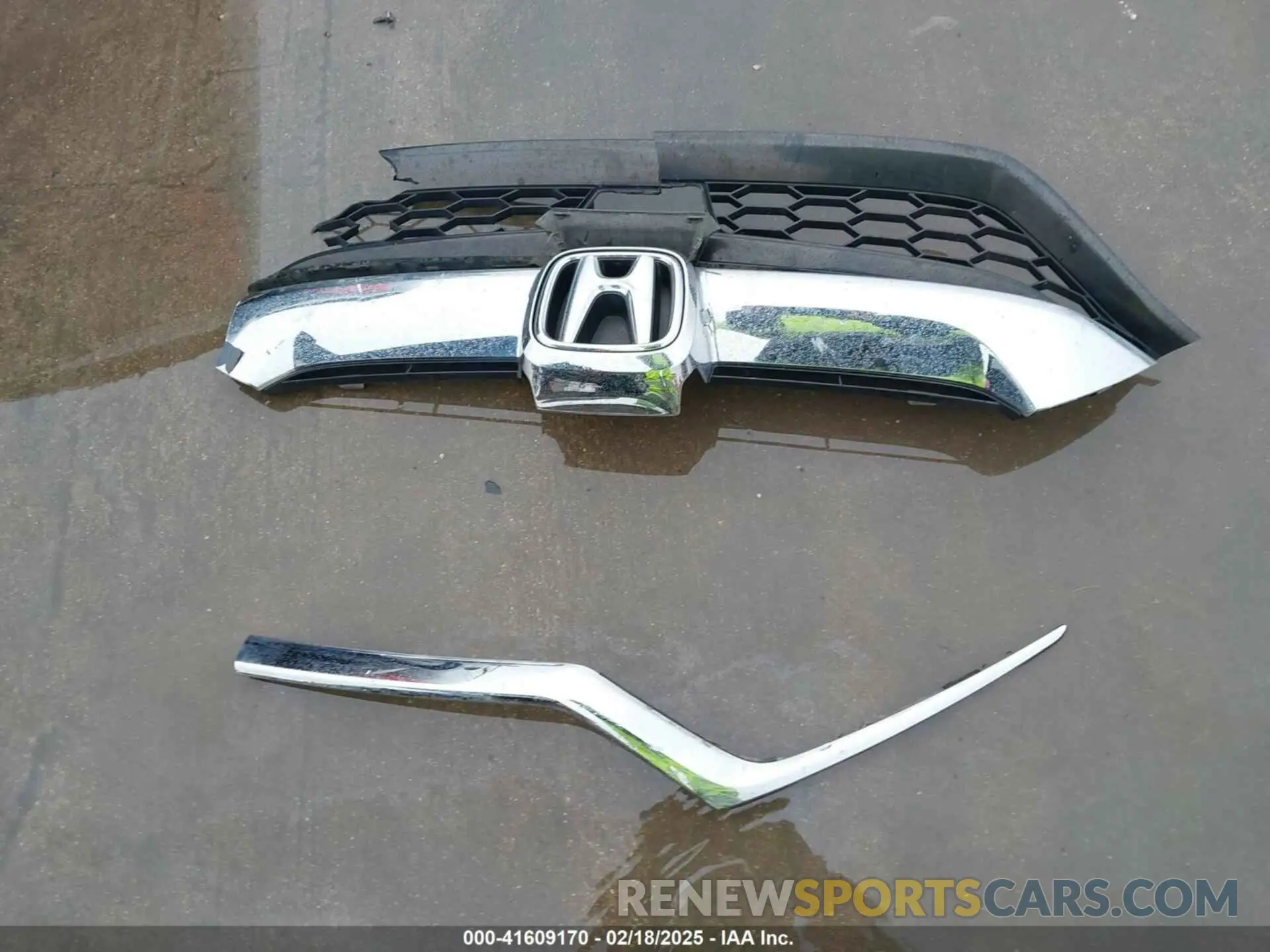 12 Photograph of a damaged car 7FARW1H89KE004157 HONDA CR-V 2019