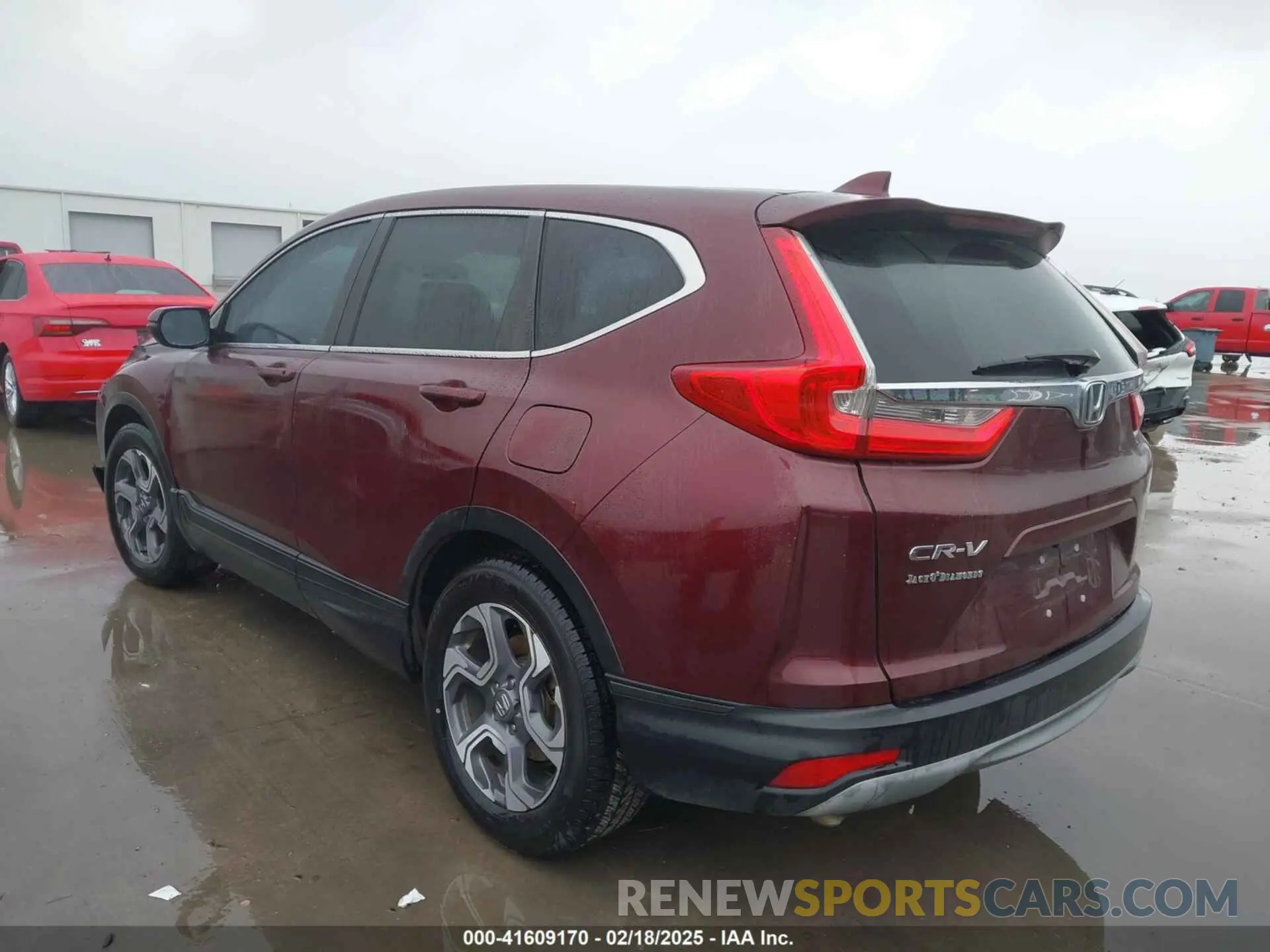 3 Photograph of a damaged car 7FARW1H89KE004157 HONDA CR-V 2019