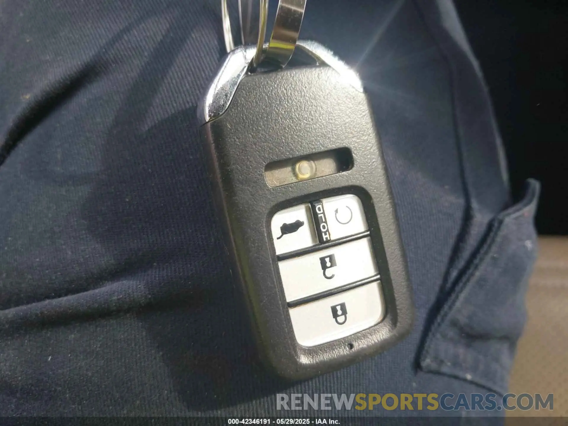 11 Photograph of a damaged car 7FARW1H99KE006726 HONDA CR-V 2019