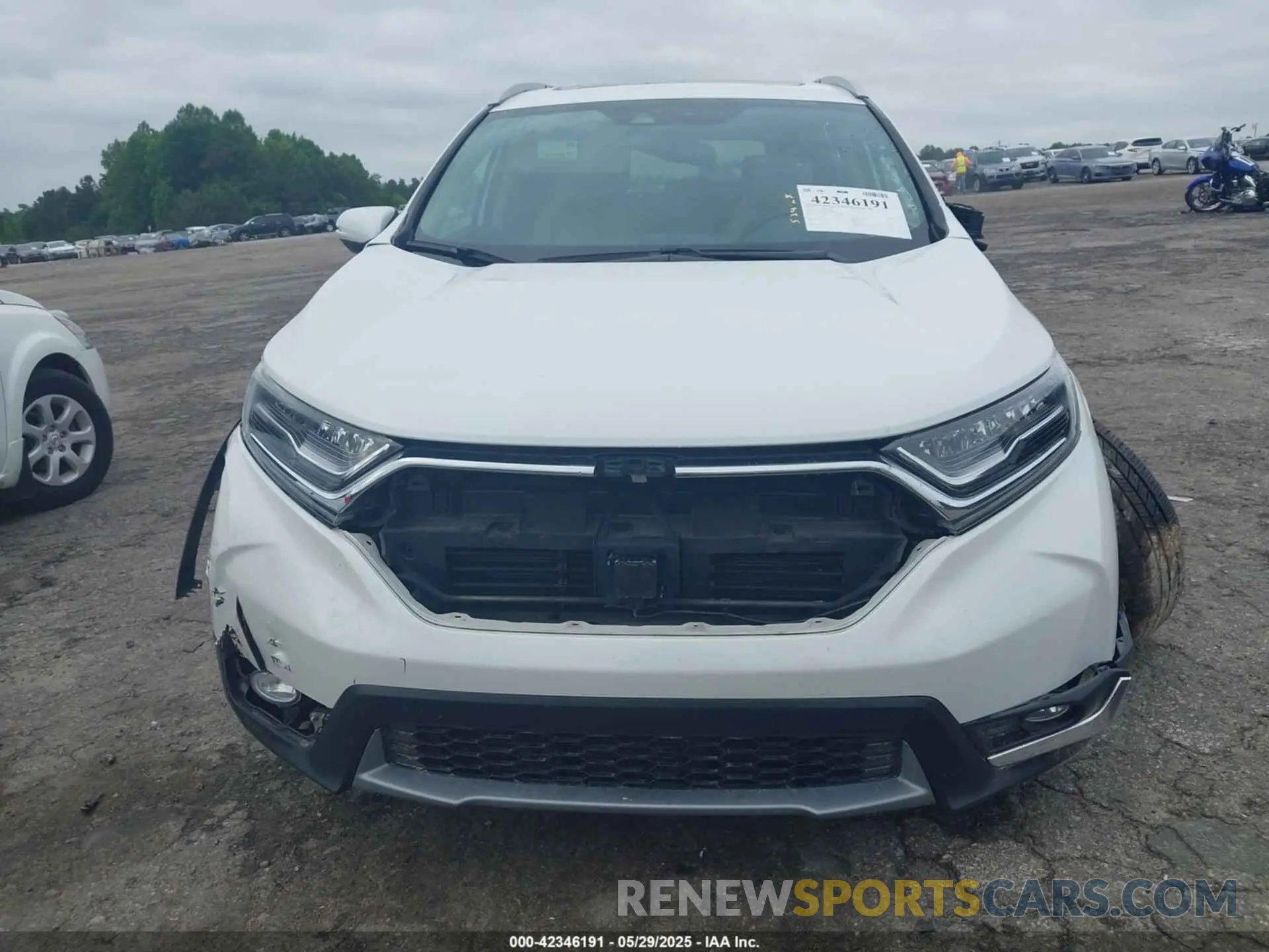12 Photograph of a damaged car 7FARW1H99KE006726 HONDA CR-V 2019