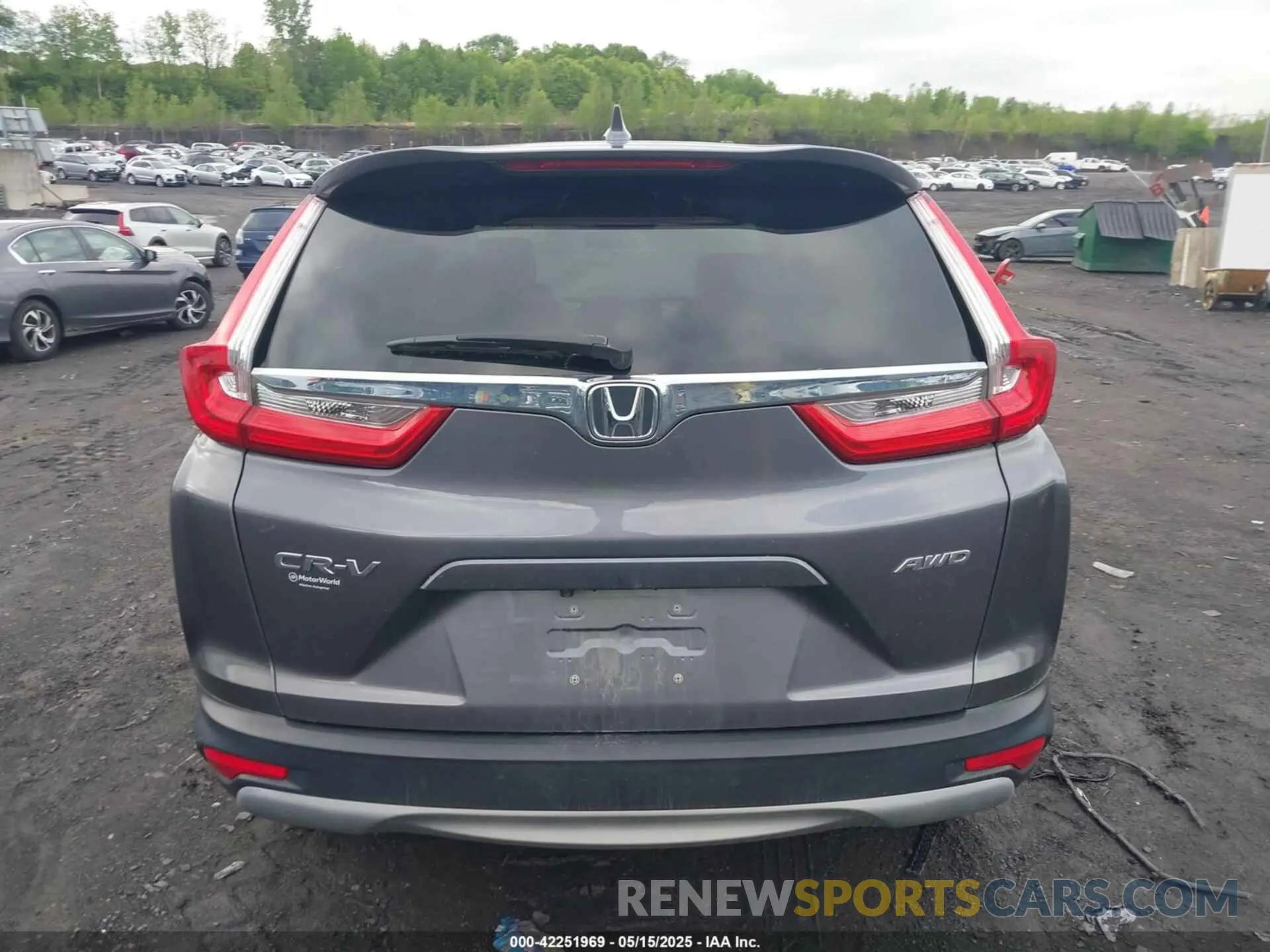 16 Photograph of a damaged car 7FARW2H52KE037769 HONDA CR-V 2019