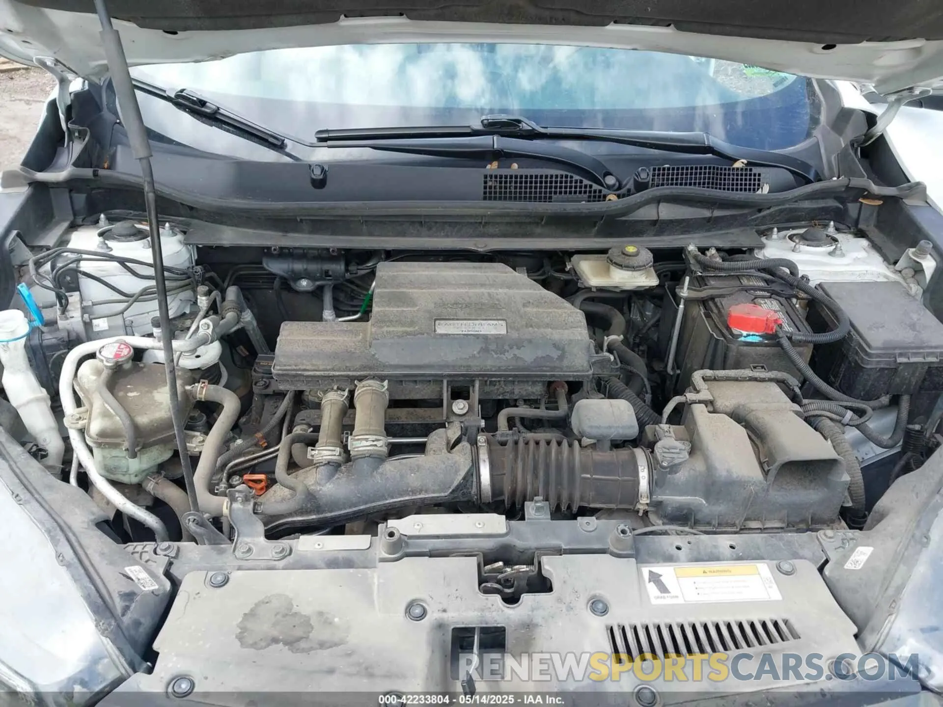 10 Photograph of a damaged car 7FARW2H52KE047847 HONDA CR-V 2019