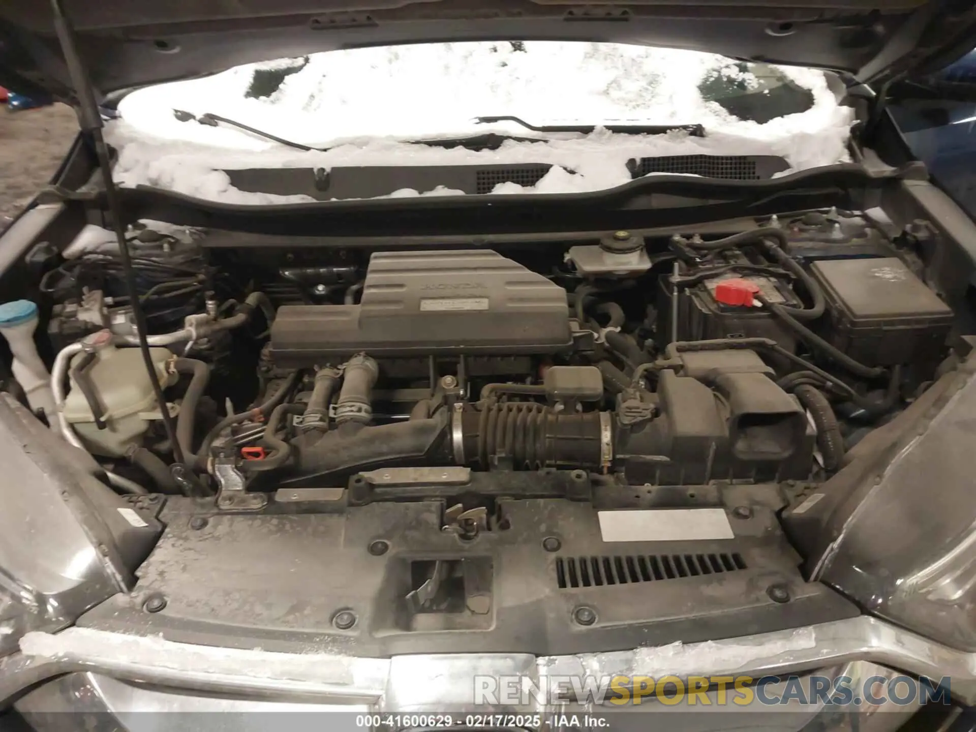 10 Photograph of a damaged car 7FARW2H55KE002739 HONDA CR-V 2019