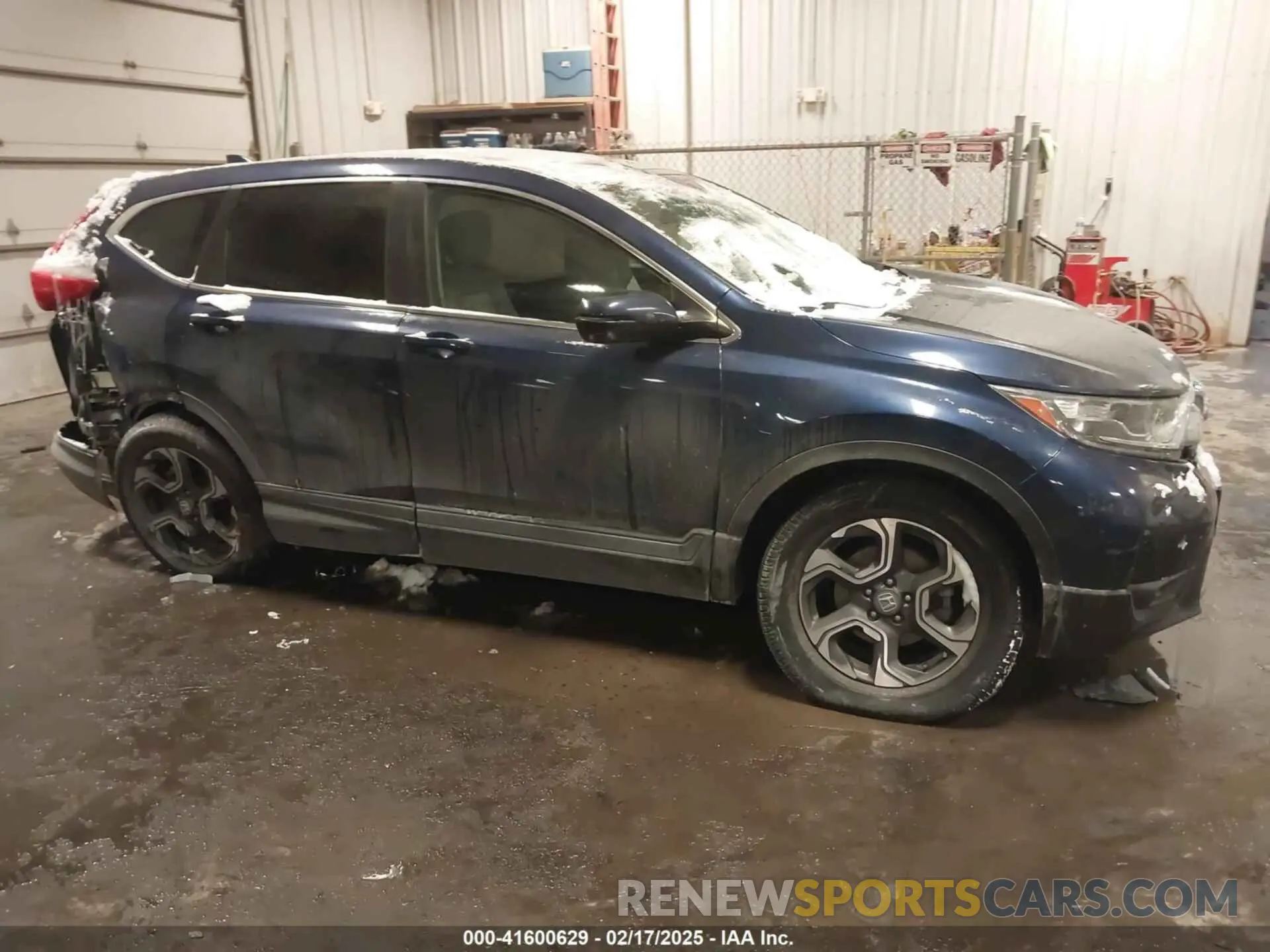13 Photograph of a damaged car 7FARW2H55KE002739 HONDA CR-V 2019