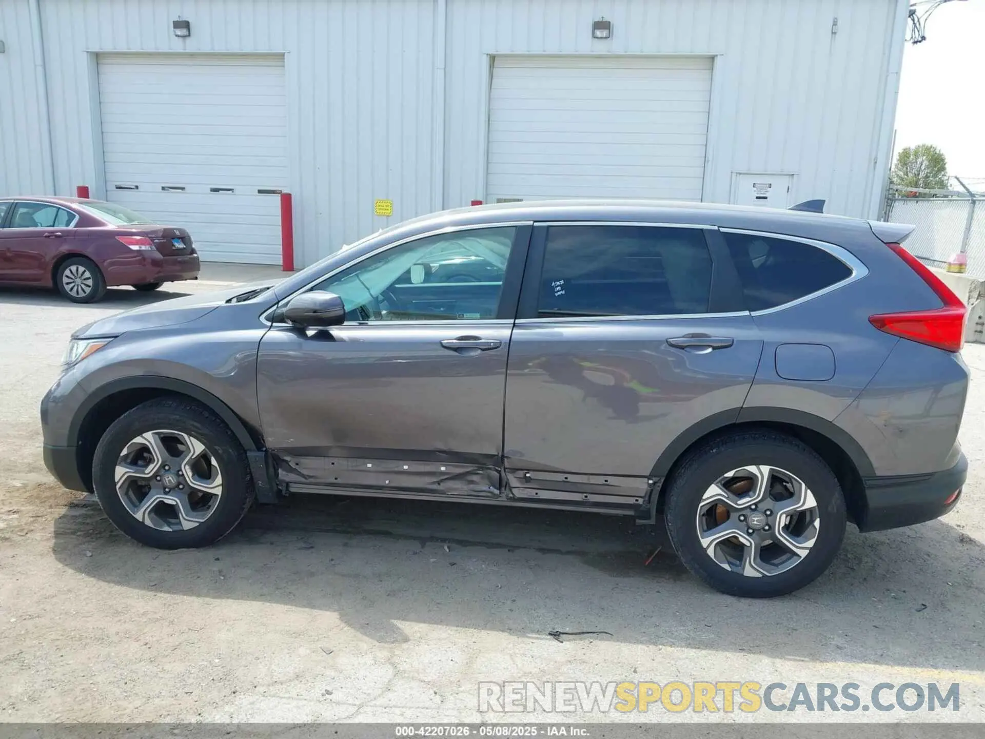 15 Photograph of a damaged car 7FARW2H55KE018844 HONDA CR-V 2019