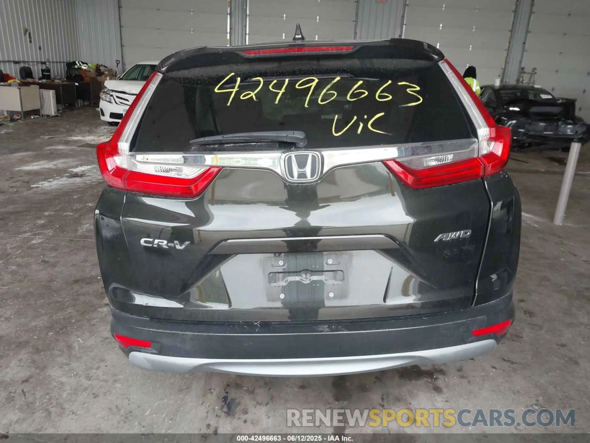15 Photograph of a damaged car 7FARW2H56KE011840 HONDA CR-V 2019
