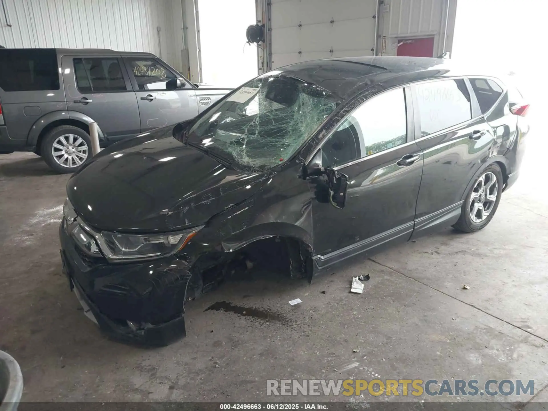 2 Photograph of a damaged car 7FARW2H56KE011840 HONDA CR-V 2019