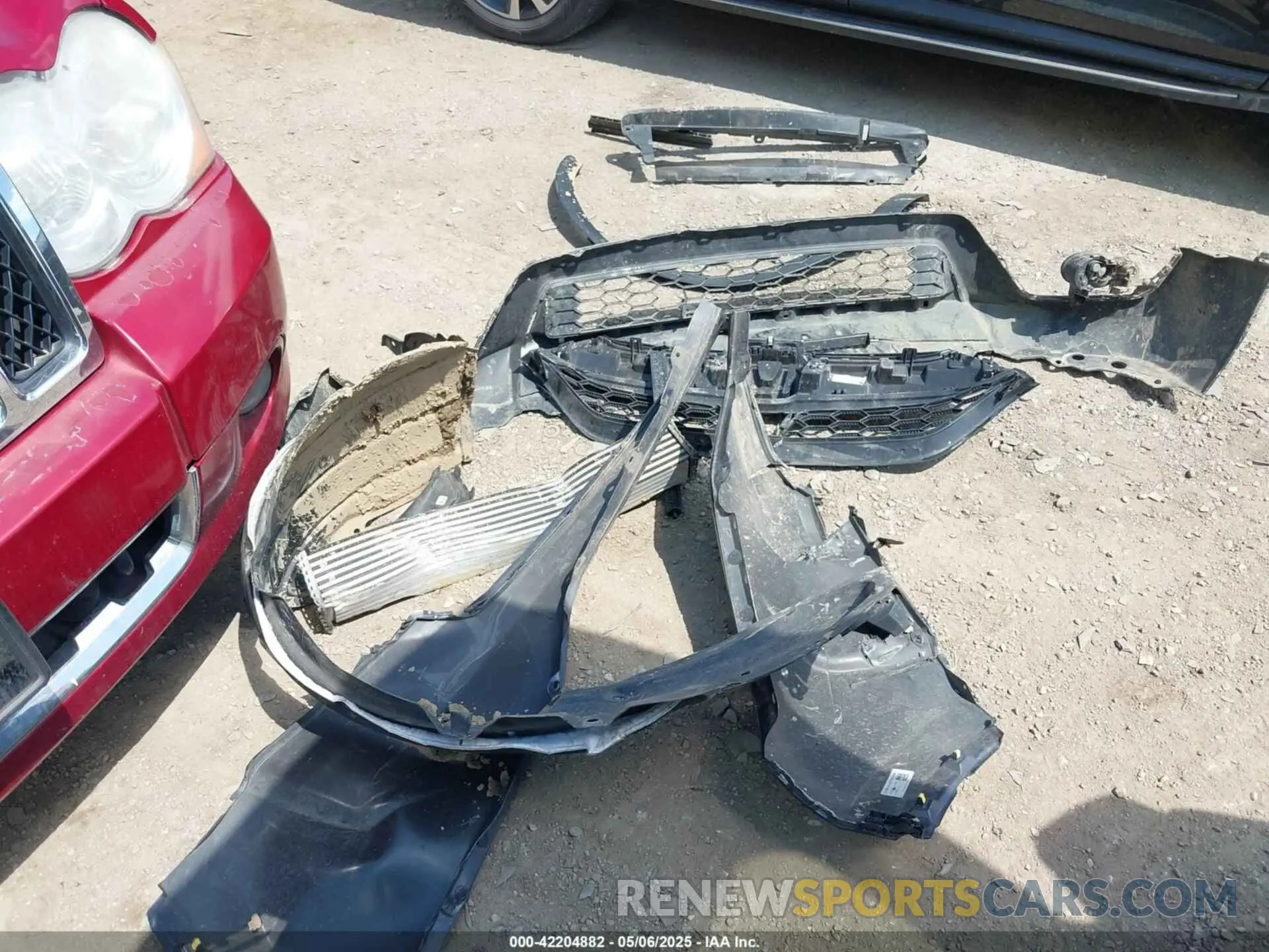 12 Photograph of a damaged car 7FARW2H57KE009790 HONDA CR-V 2019