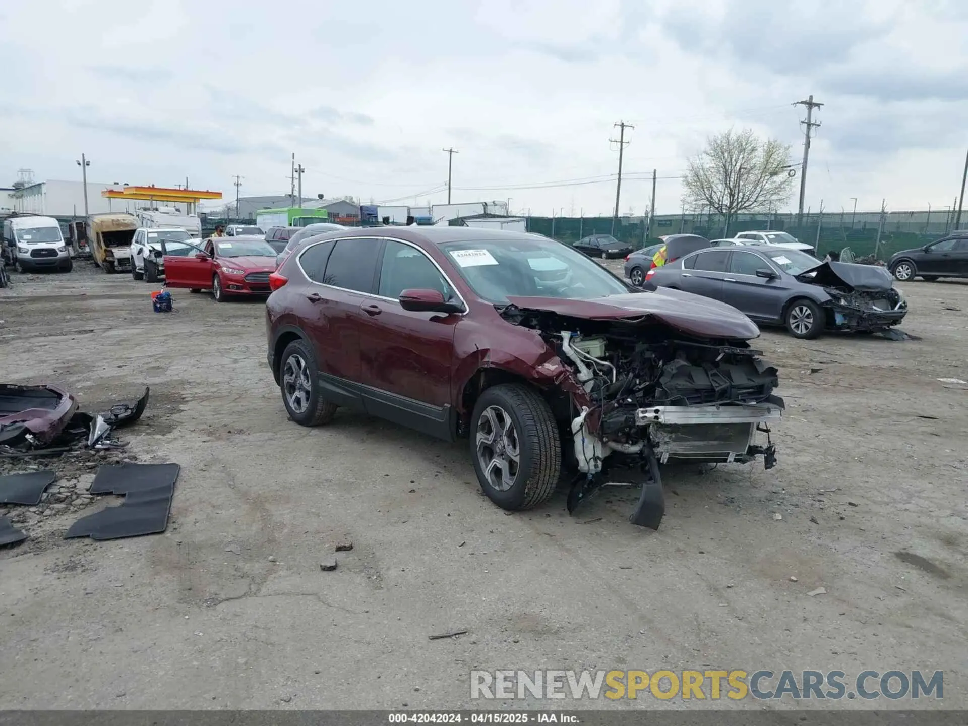 1 Photograph of a damaged car 7FARW2H58KE019907 HONDA CR-V 2019